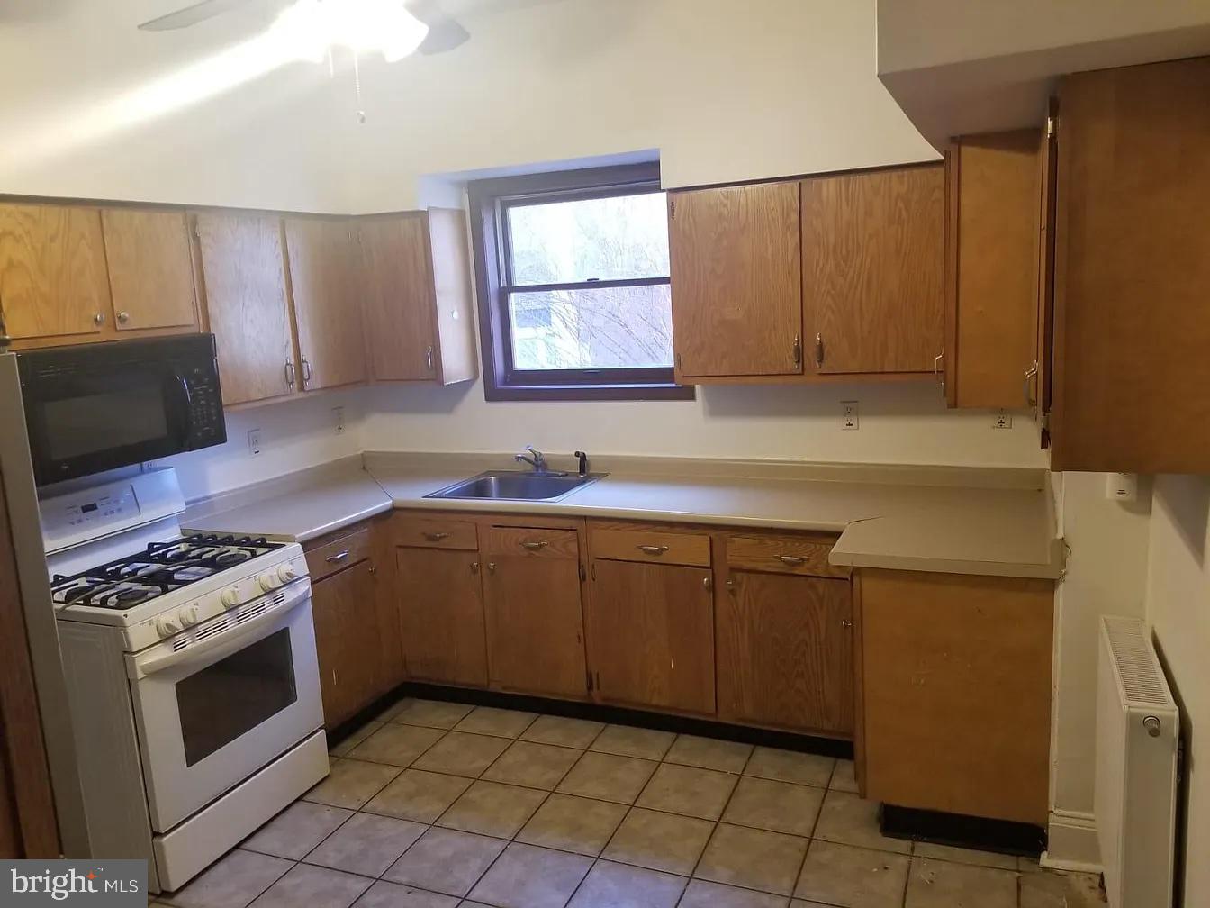 NORRISTOWN - Residential Lease