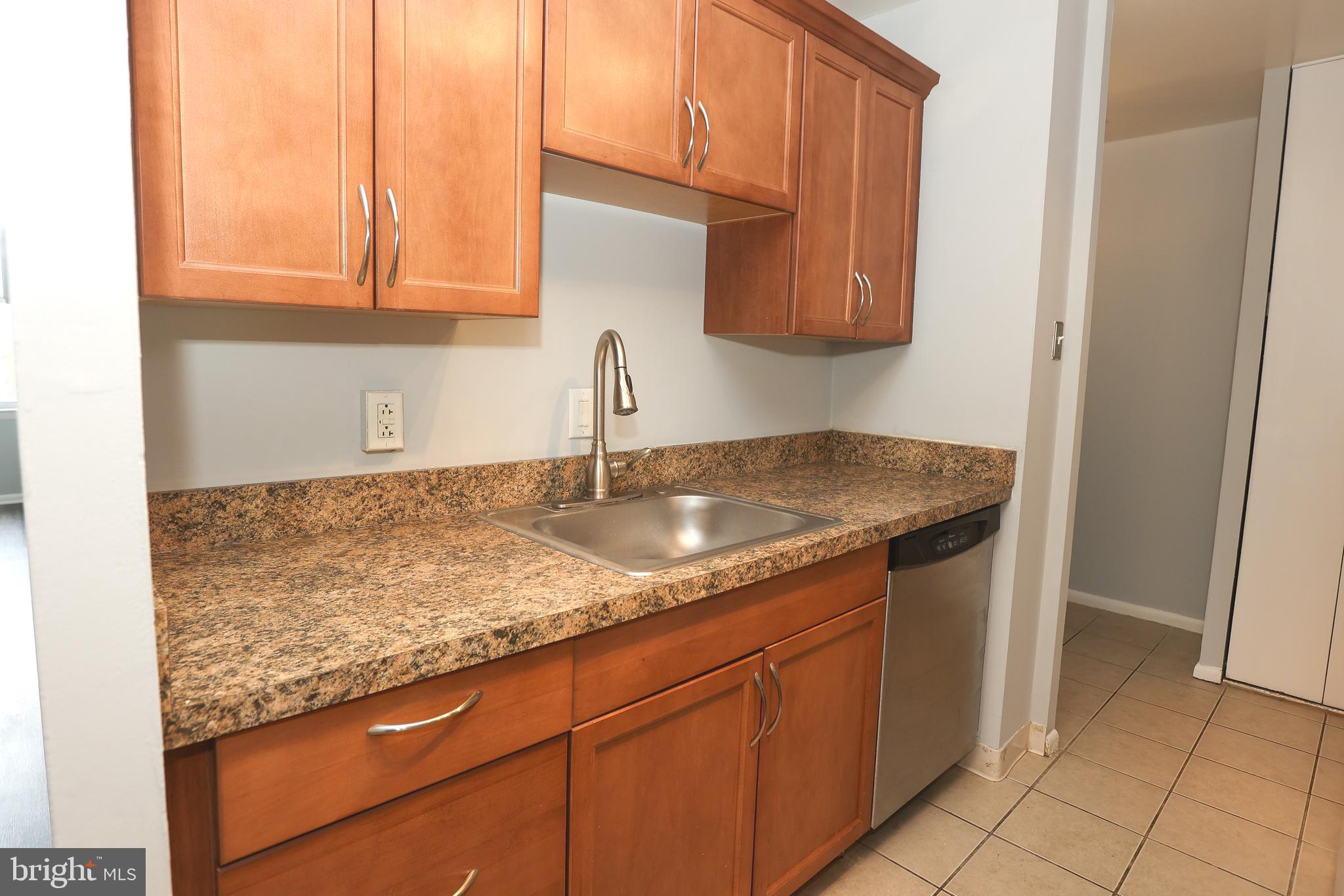 ROXBOROUGH - Residential Lease