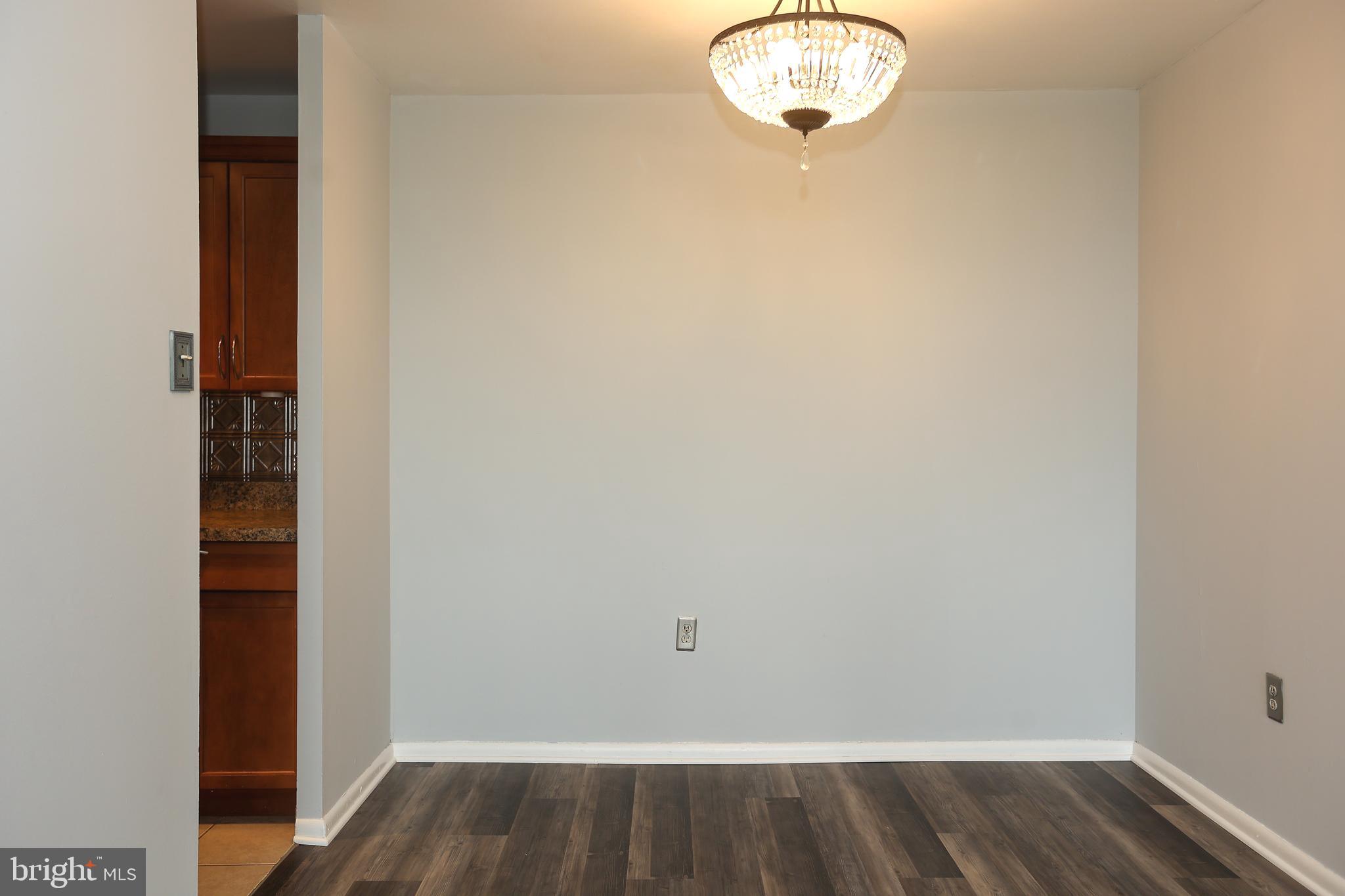 ROXBOROUGH - Residential Lease