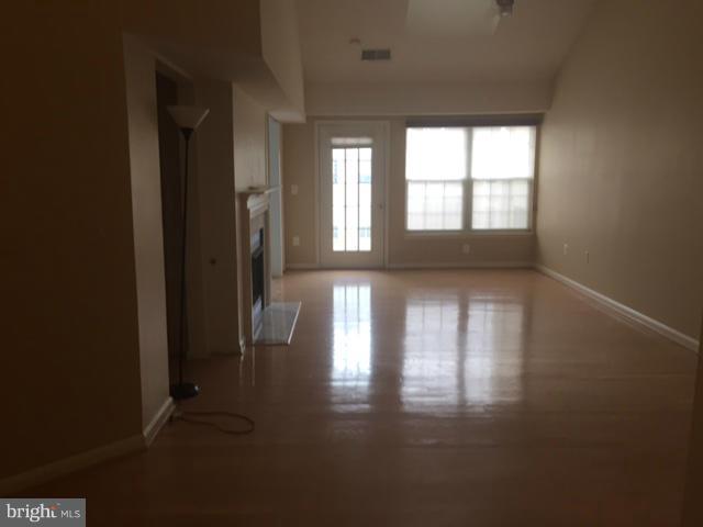 WESTBRIAR - Residential Lease