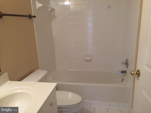 WESTBRIAR - Residential Lease