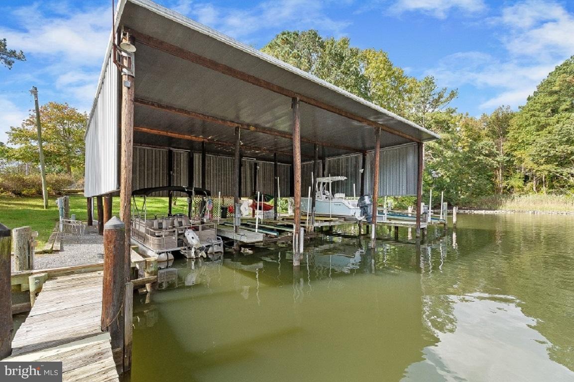 TWIN COVE - Residential