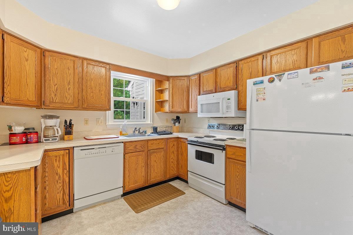 TWIN COVE - Residential