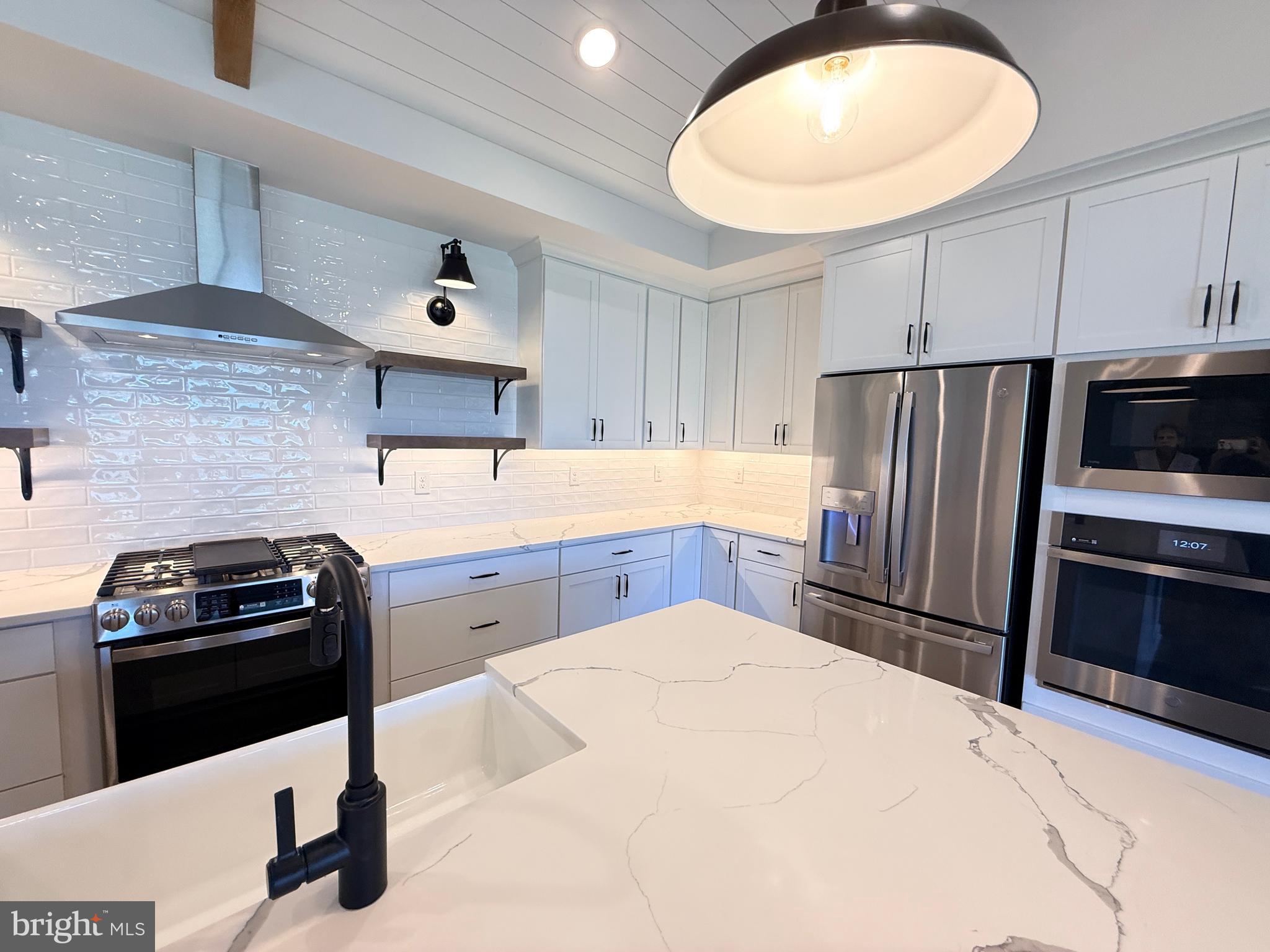 76 MANTEO DRIVE