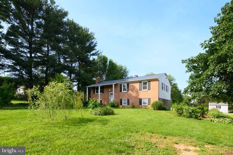 102 ROOSEVELT ROAD ELDERSBURG MD 21784