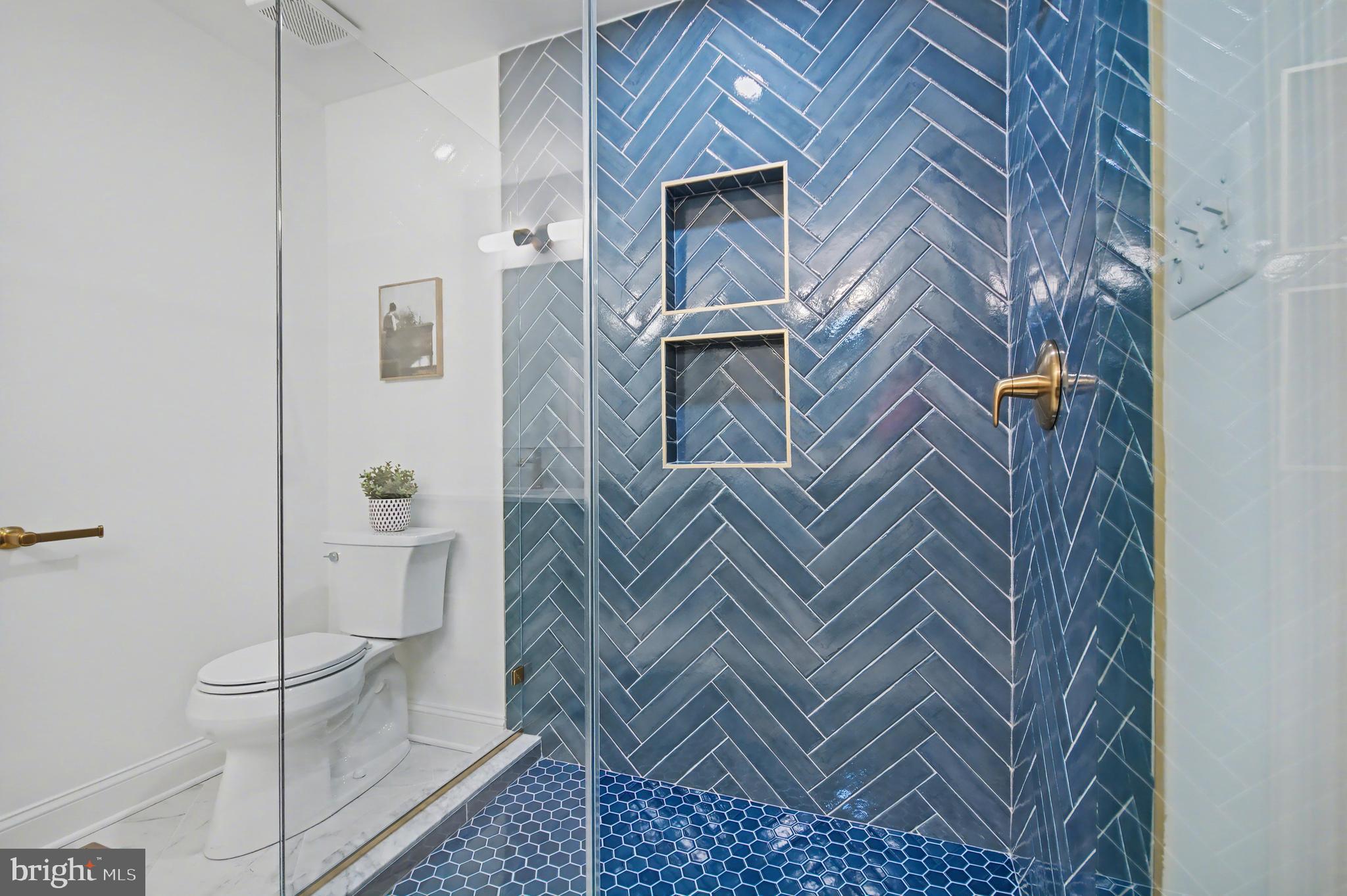 HILLSMERE ESTATES - Residential