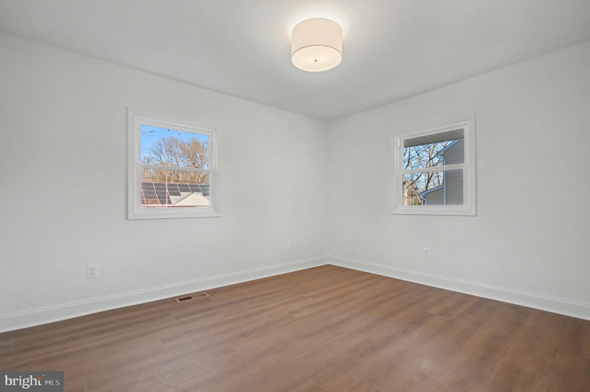 HILLSMERE ESTATES - Residential