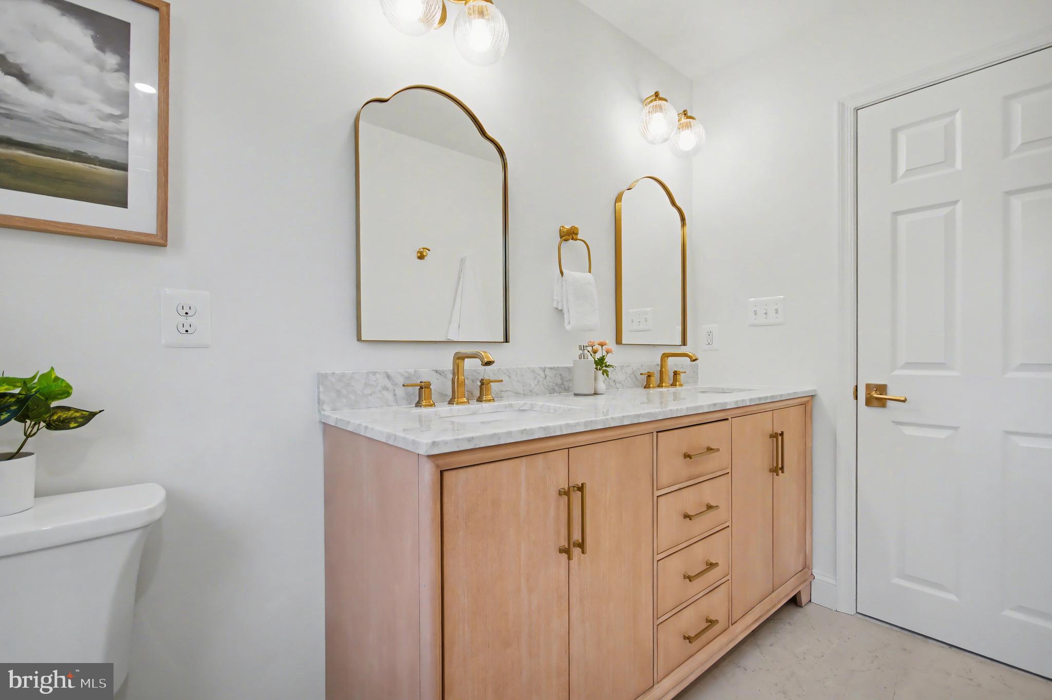 HILLSMERE ESTATES - Residential