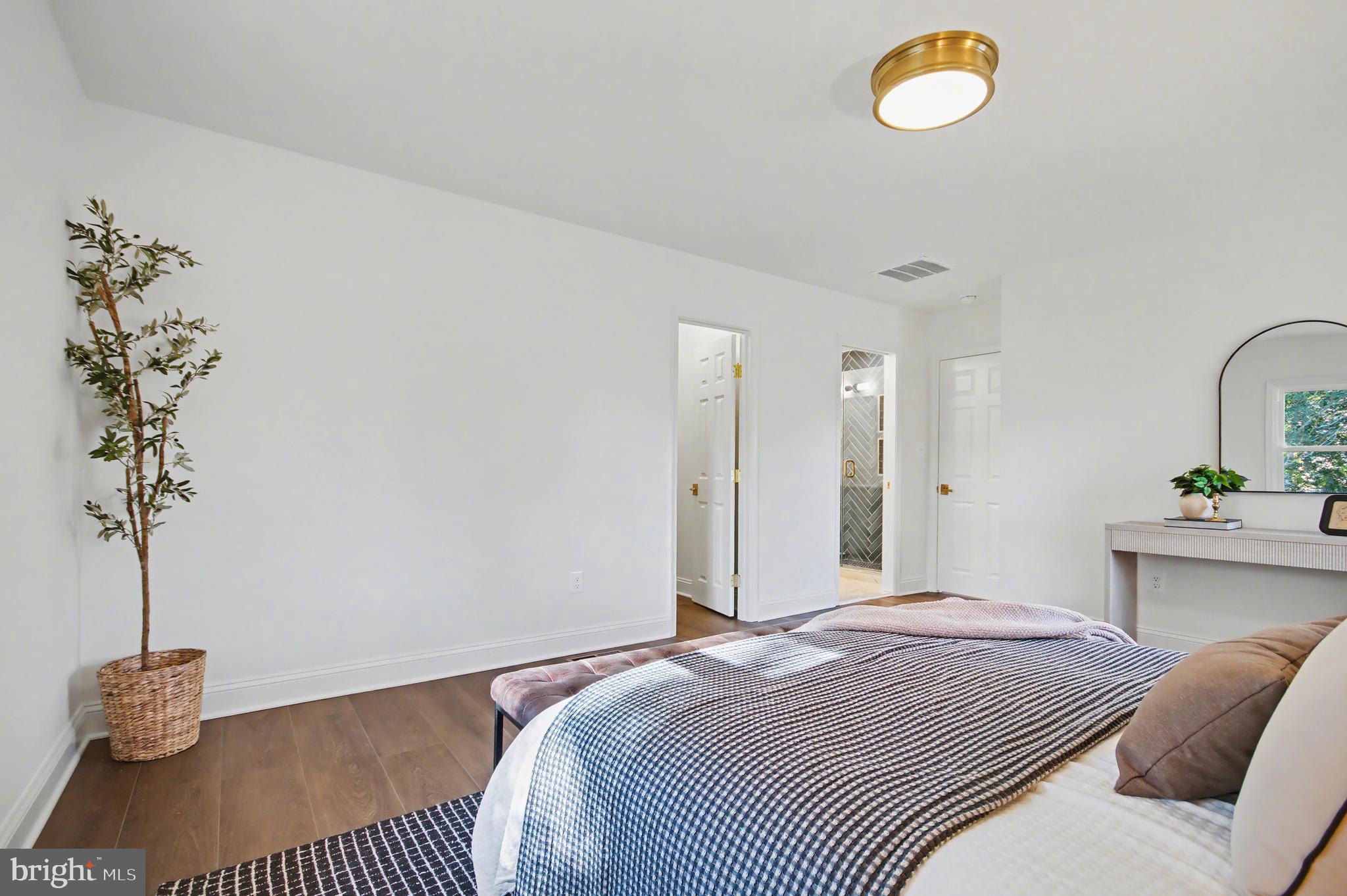 HILLSMERE ESTATES - Residential