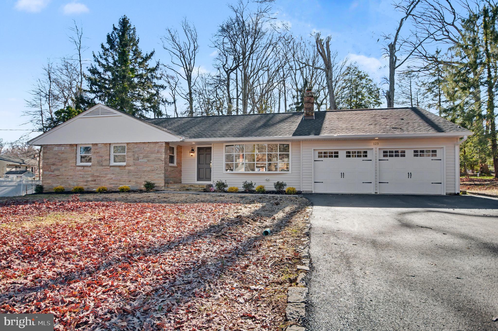 HILLSMERE ESTATES - Residential