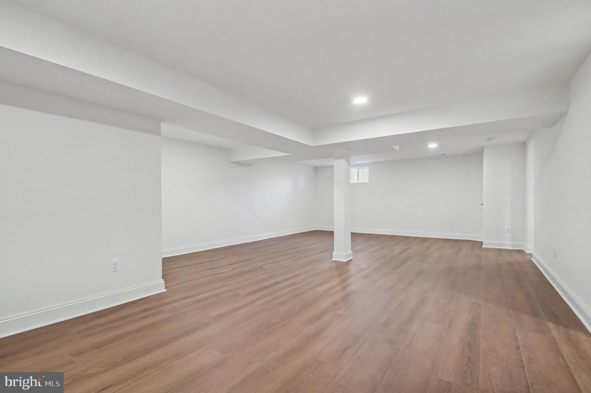 HILLSMERE ESTATES - Residential