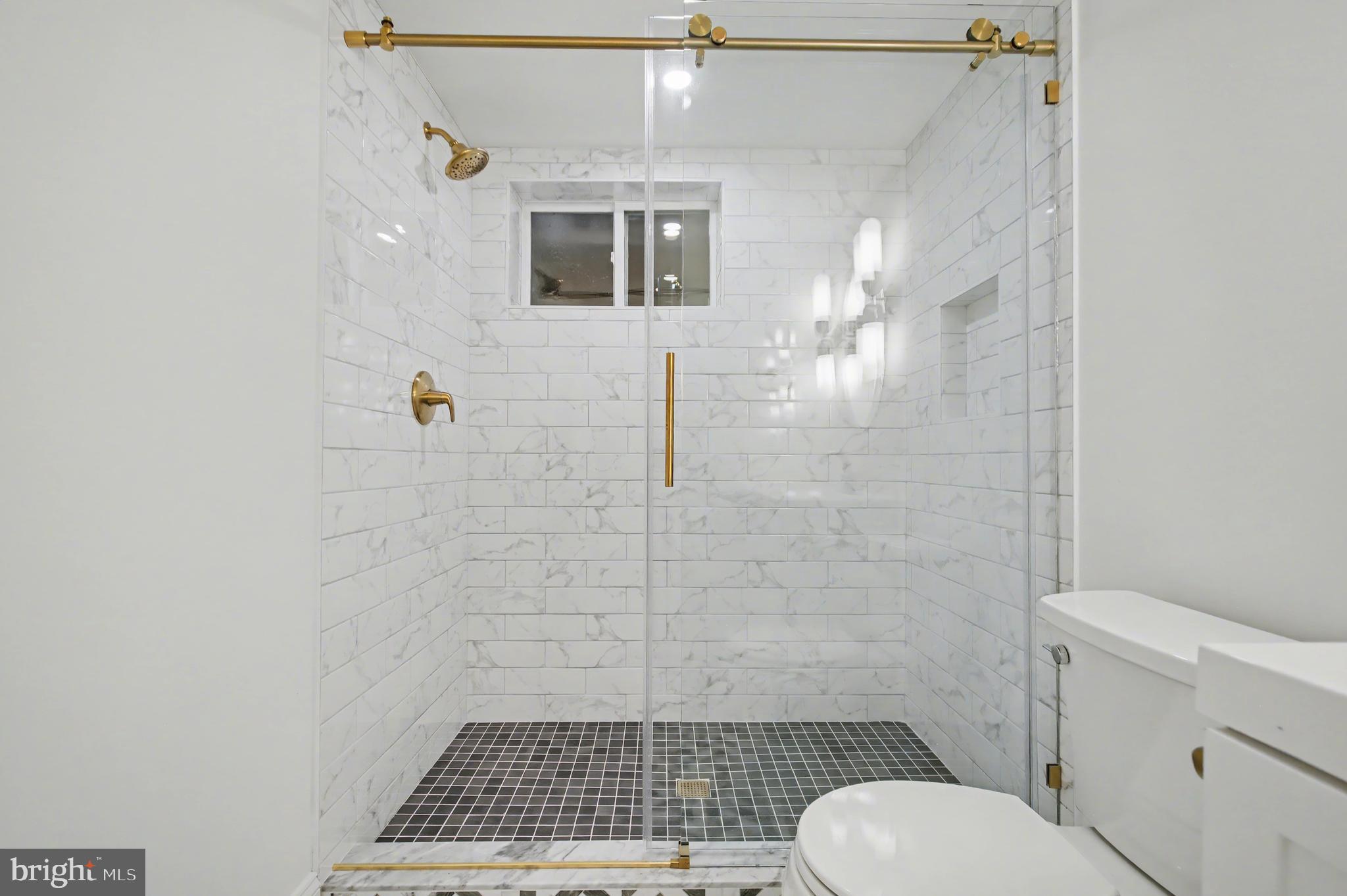 HILLSMERE ESTATES - Residential