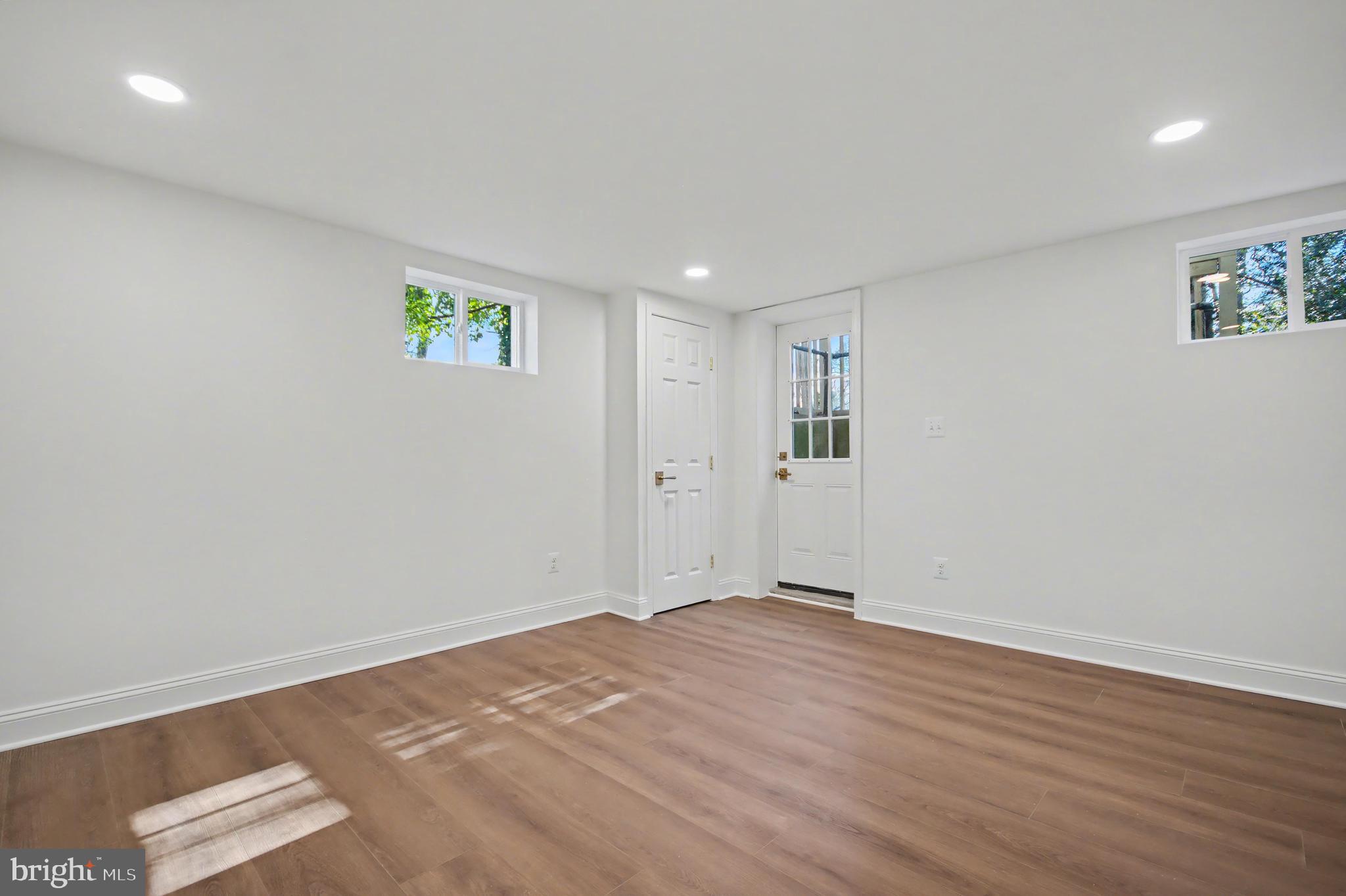 HILLSMERE ESTATES - Residential