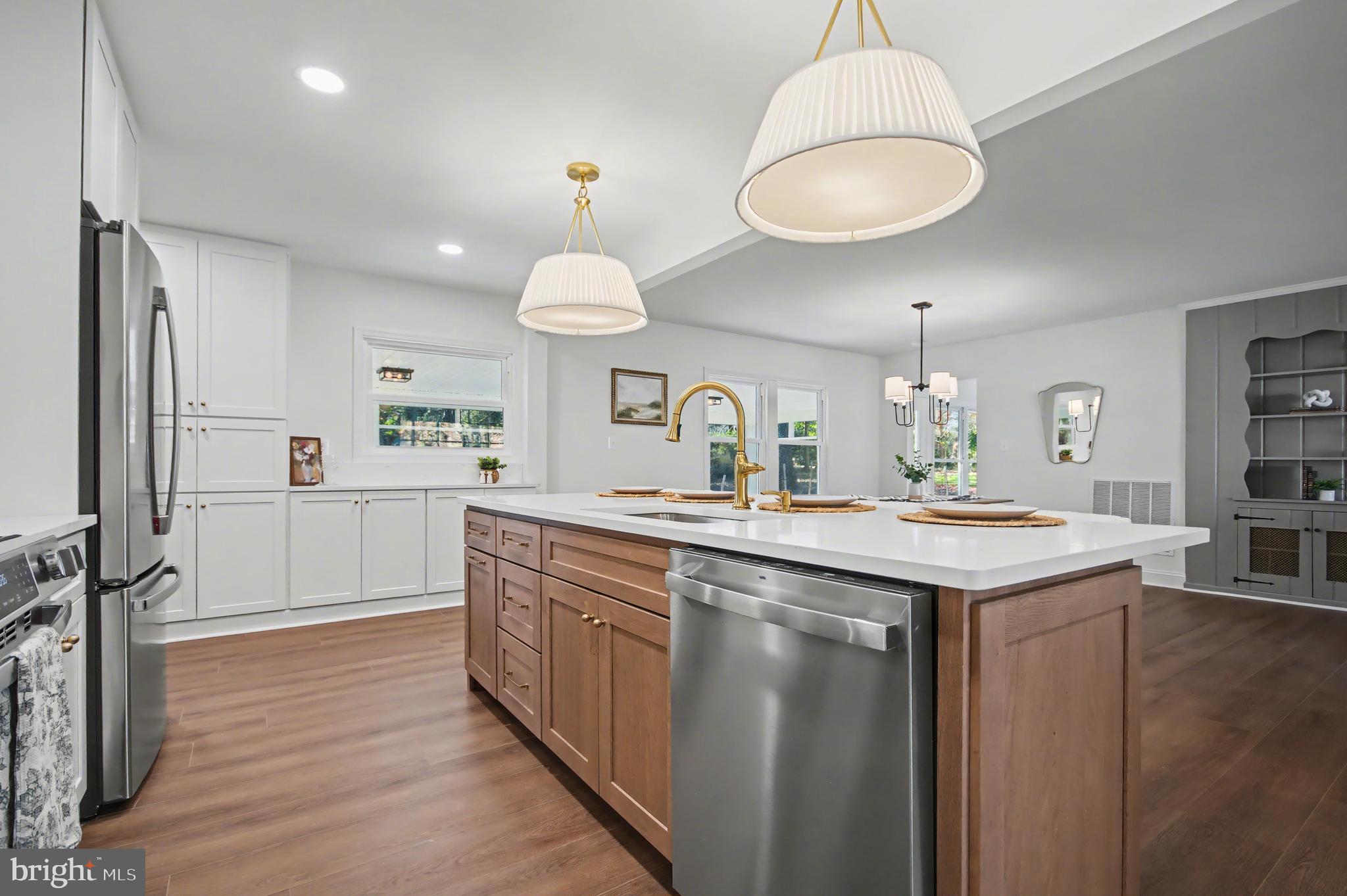 HILLSMERE ESTATES - Residential