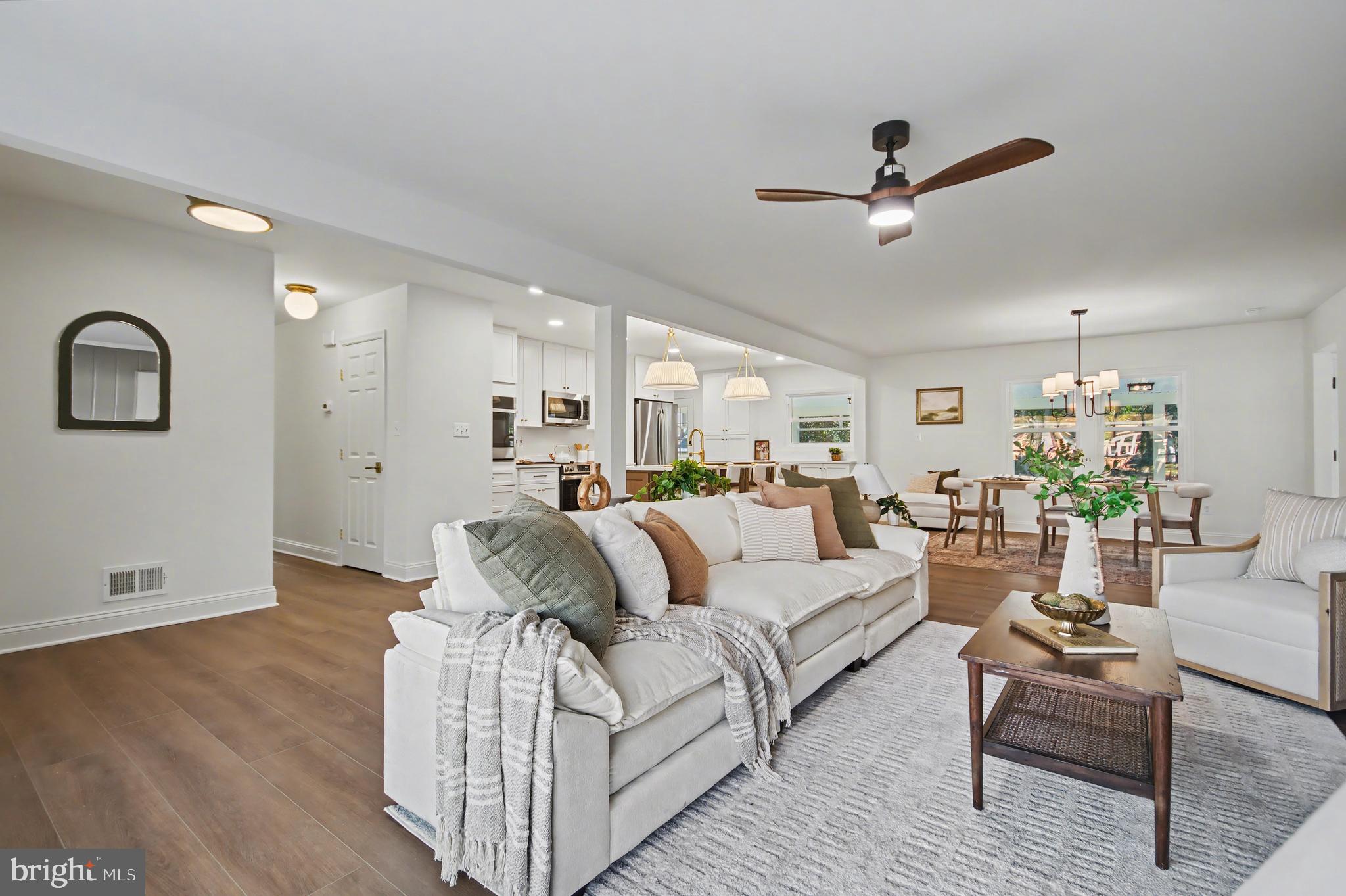 HILLSMERE ESTATES - Residential