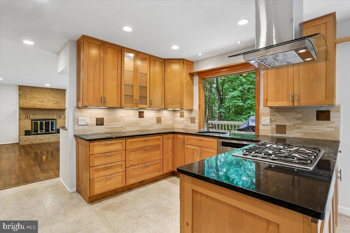 PT BETHESDA OUT RES 2 - Residential