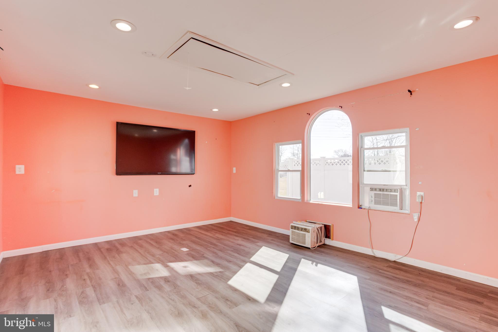 DUNDALK - Residential