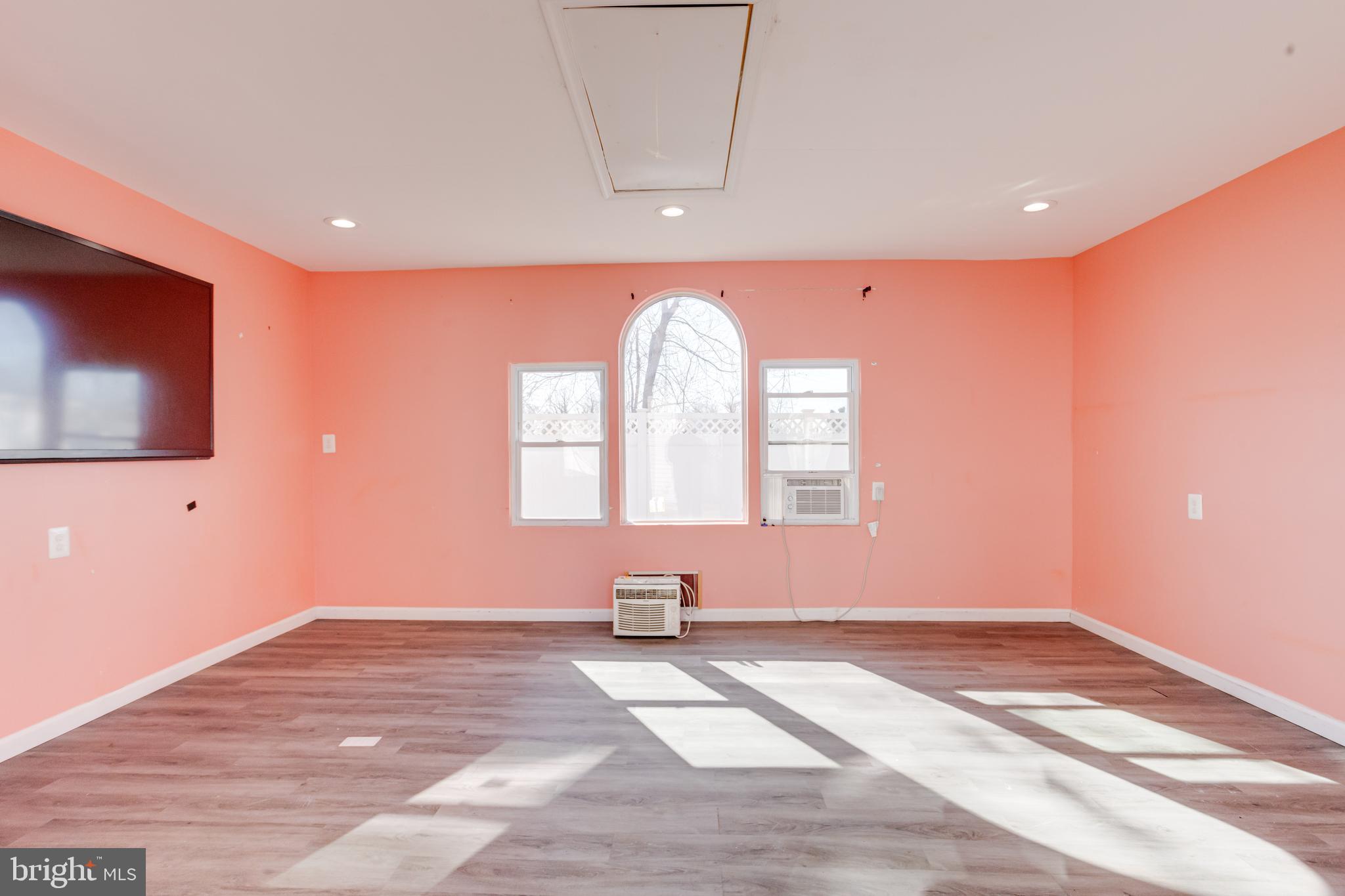 DUNDALK - Residential