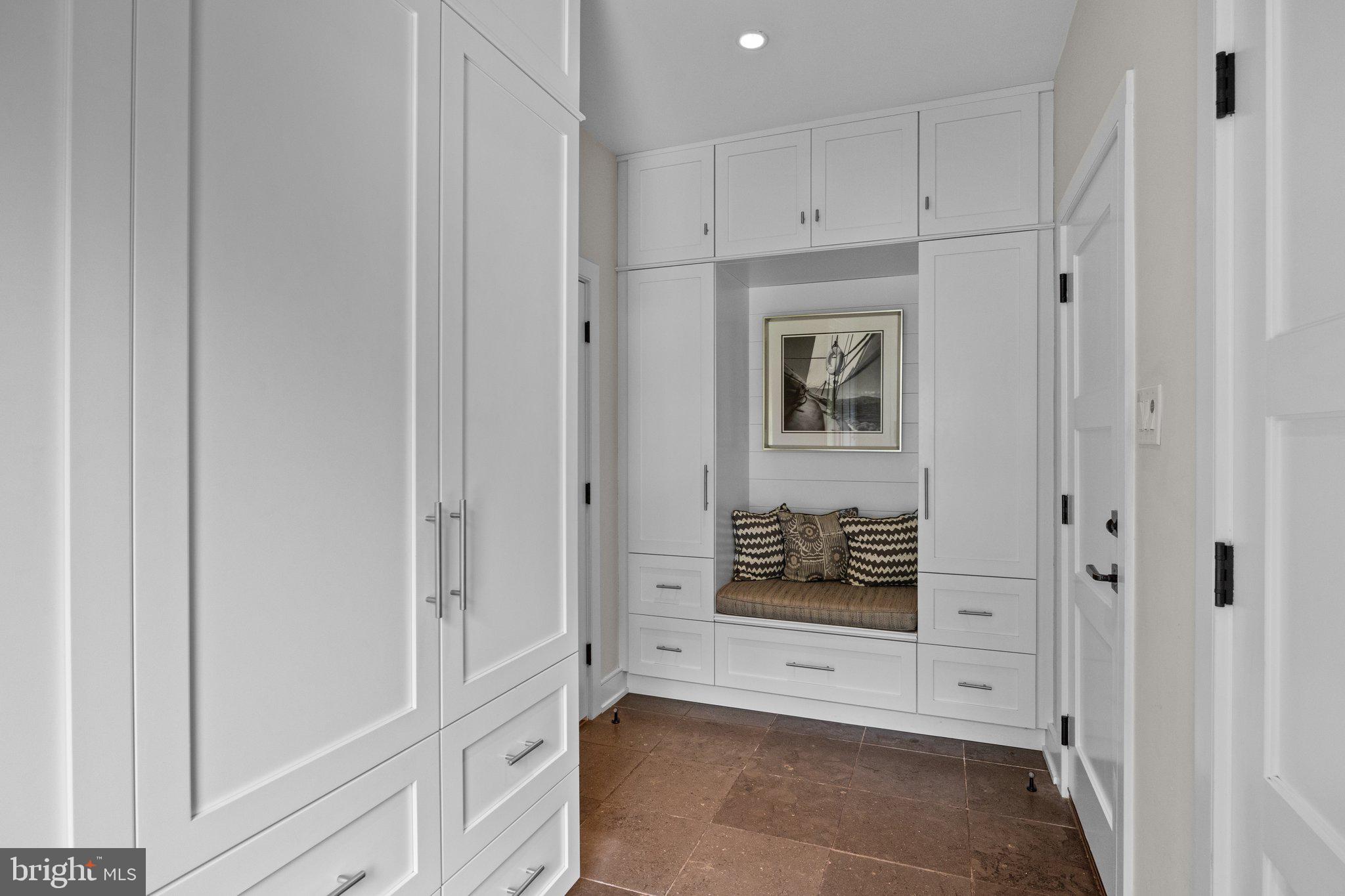 BUCKINGHAM - Residential