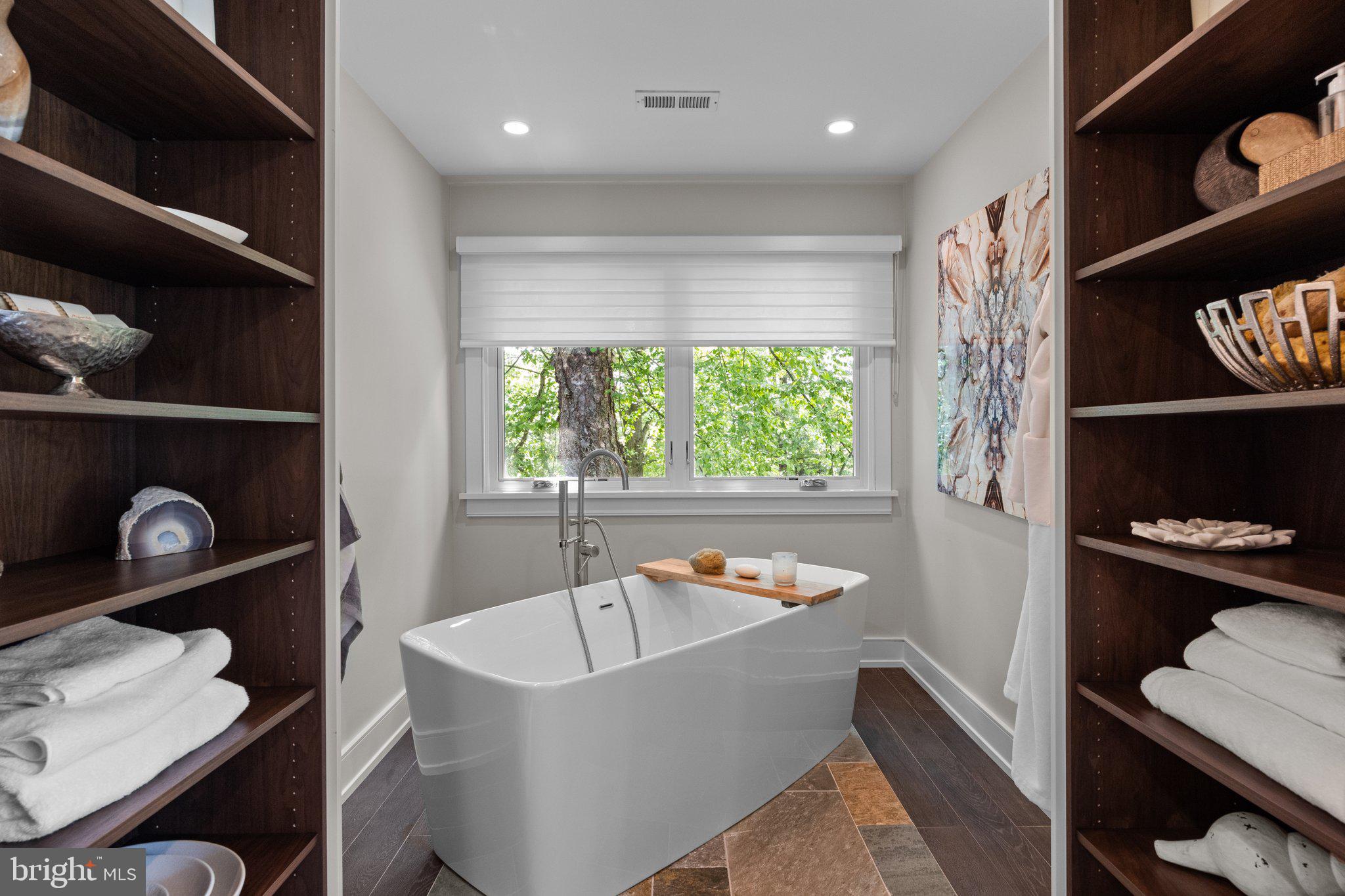 BUCKINGHAM - Residential