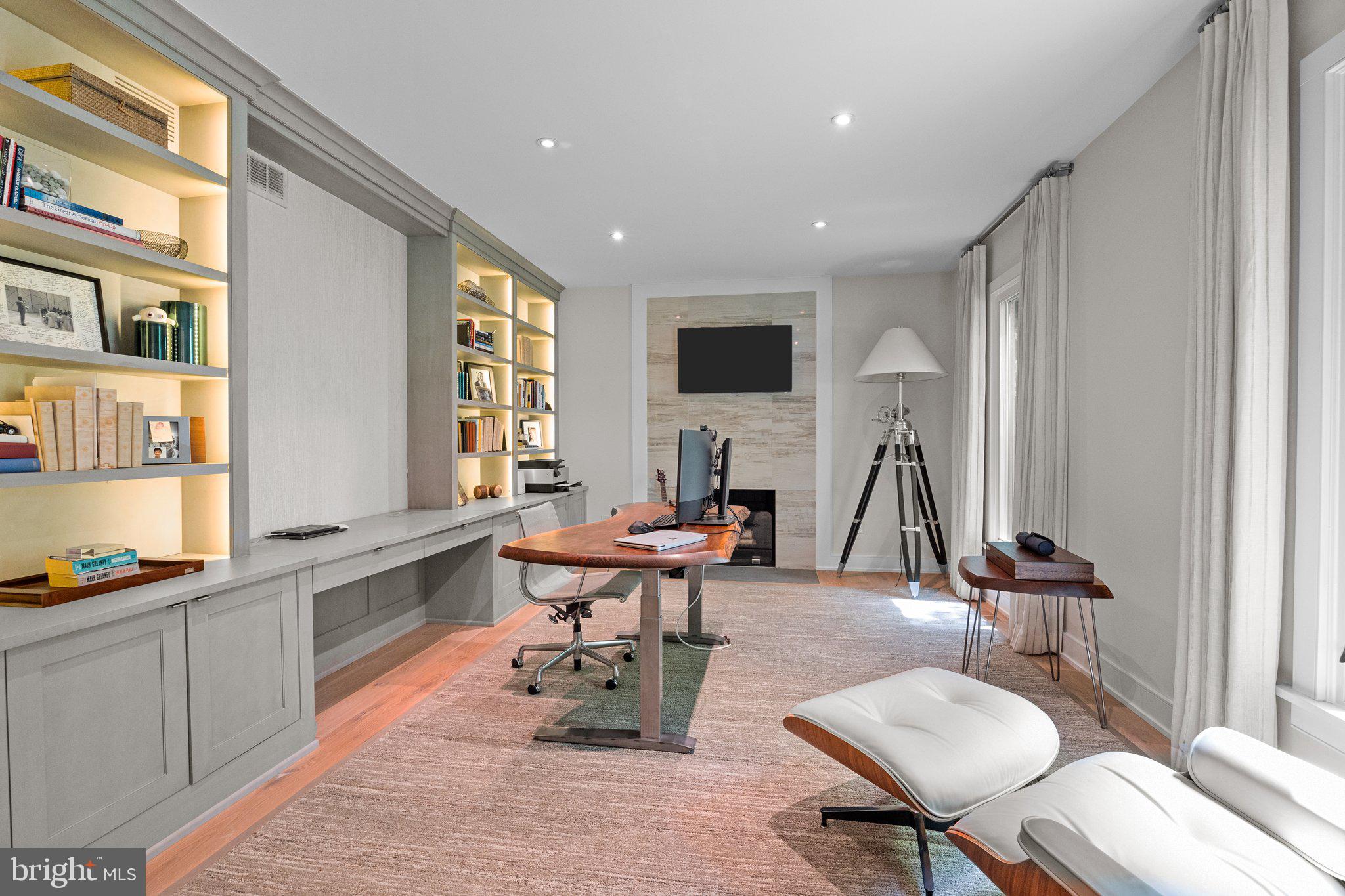 BUCKINGHAM - Residential