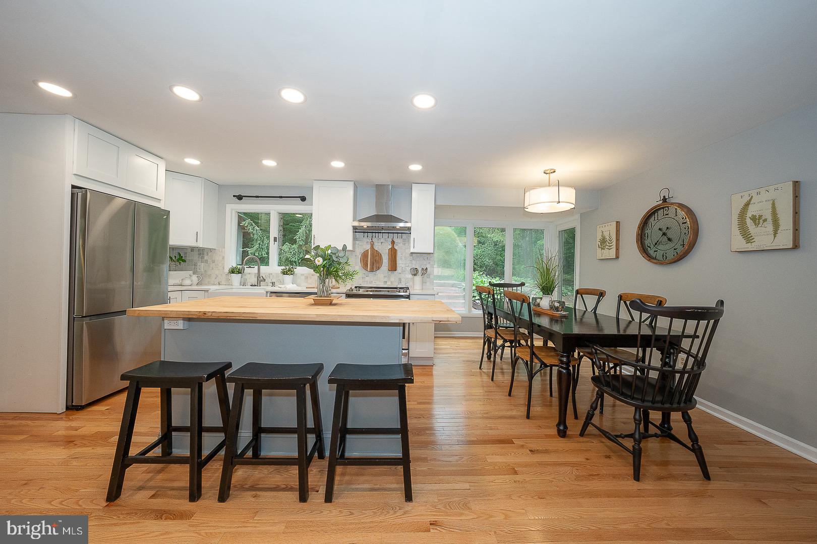 512 CONESTOGA ROAD