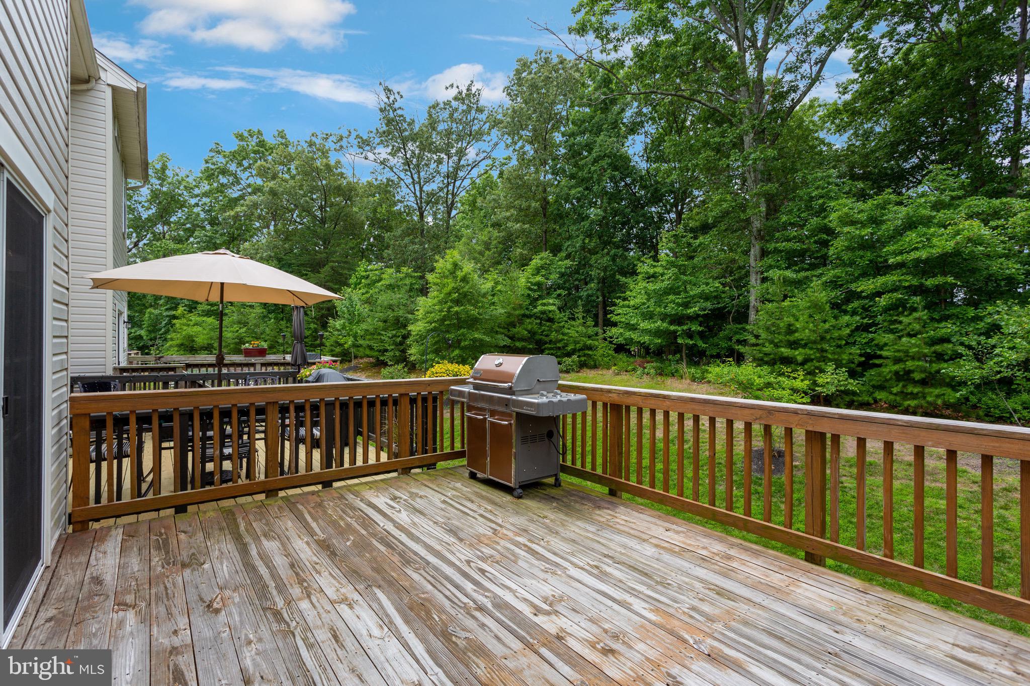 TANYARD SPRINGS TOWNHOMES - Residential