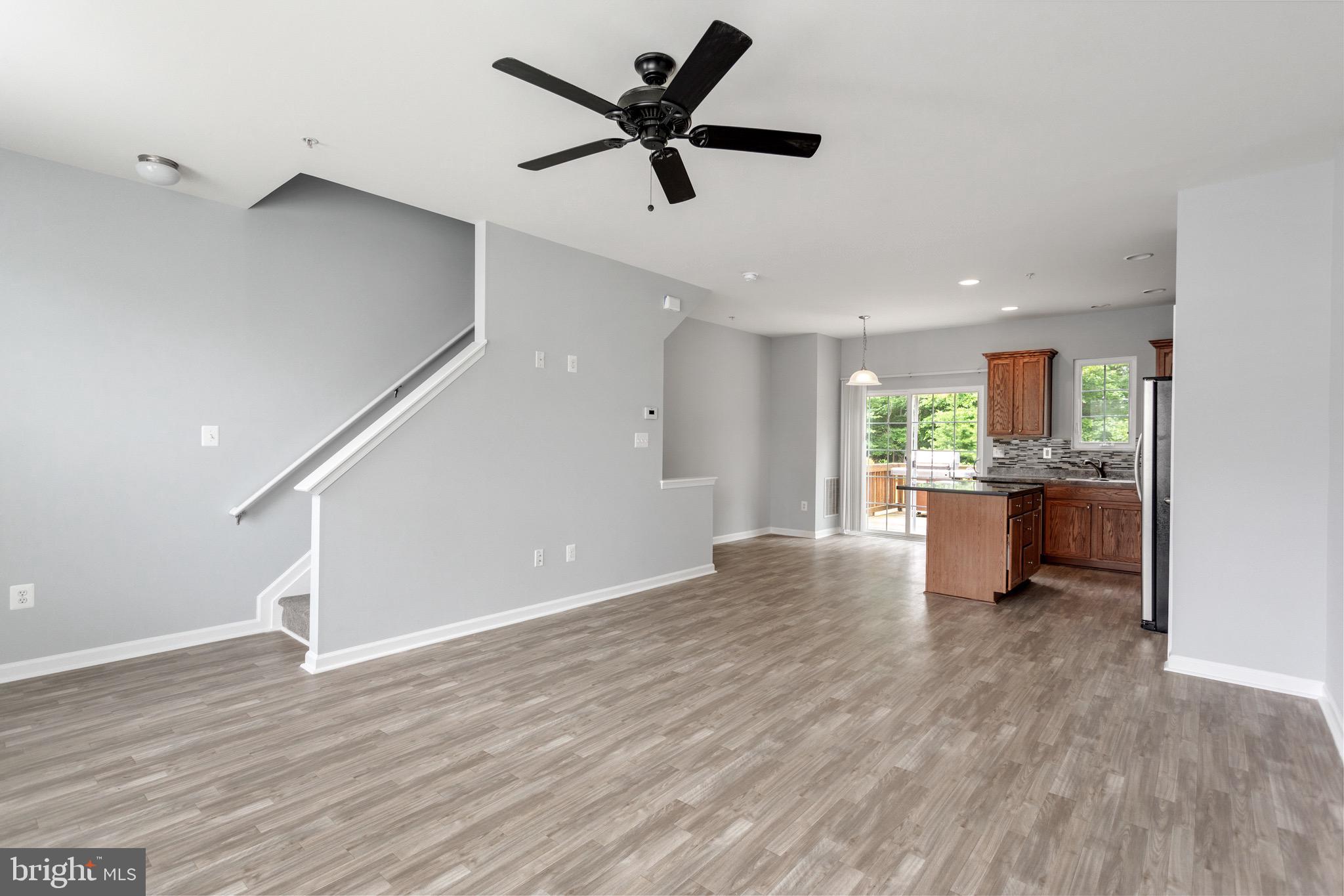 TANYARD SPRINGS TOWNHOMES - Residential