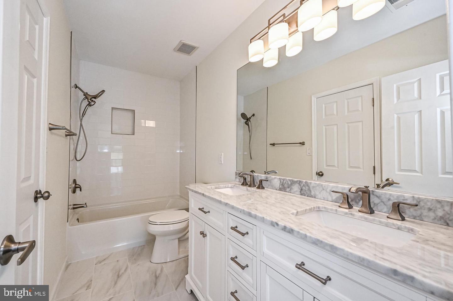 REITER SUB - Residential Lease