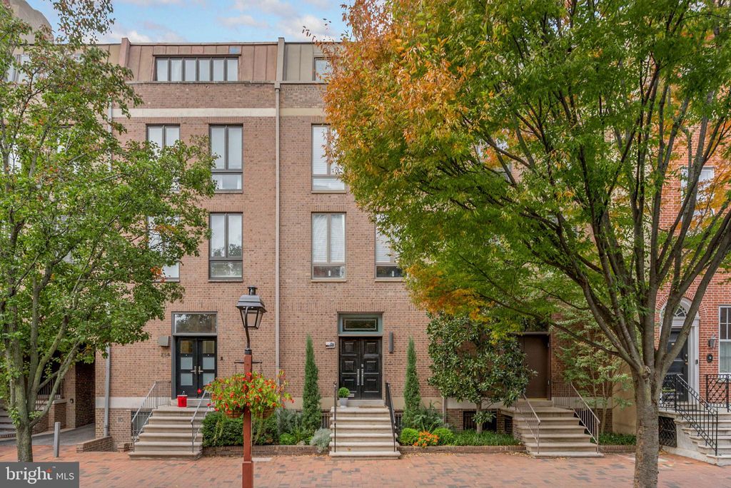 Photo of 254 S 3rd Street, PHILADELPHIA, PA 19106 (MLS # PAPH2553800)