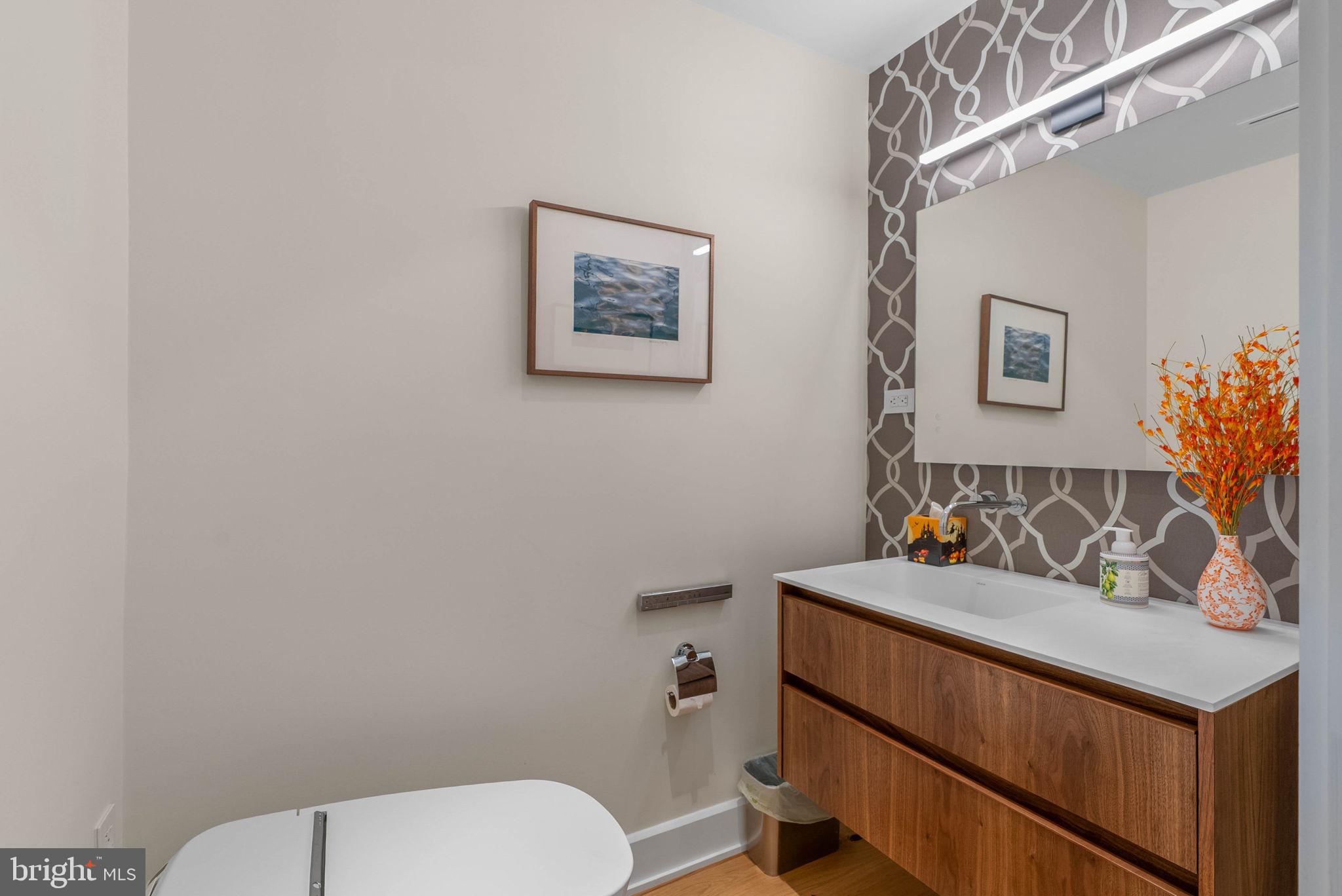 SOCIETY HILL - Residential