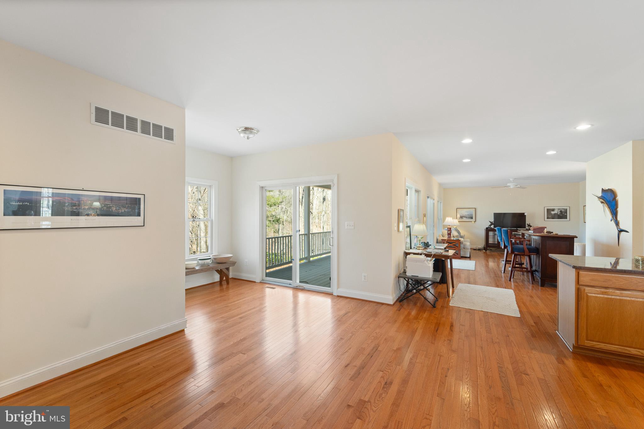 LOTHIAN - Residential