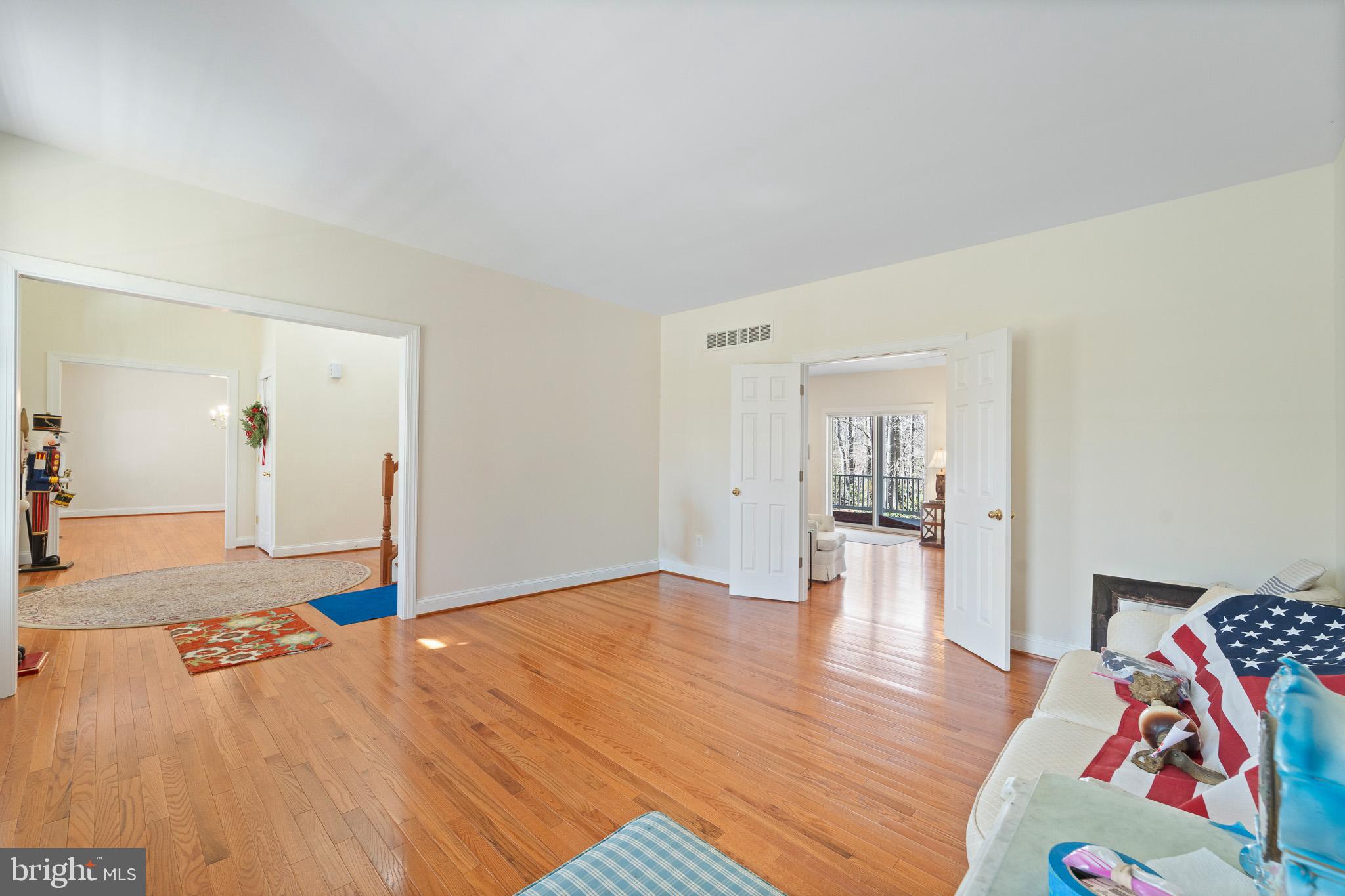 LOTHIAN - Residential