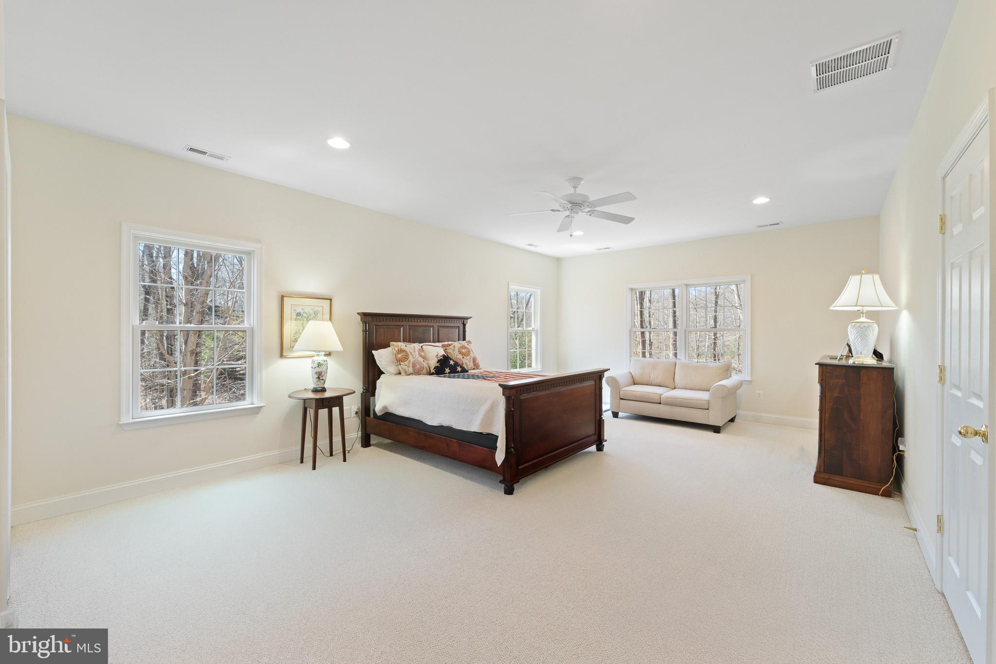 LOTHIAN - Residential