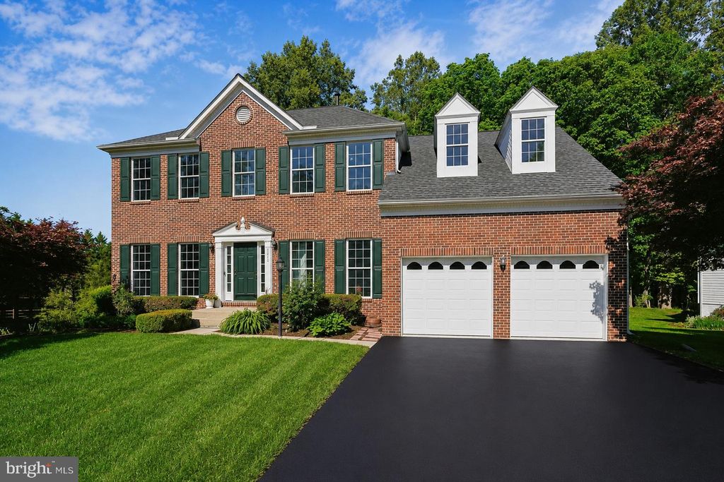 Photo of 4246 Wiltshire Place, DUMFRIES, VA 22025 (MLS # VAPW2119342)