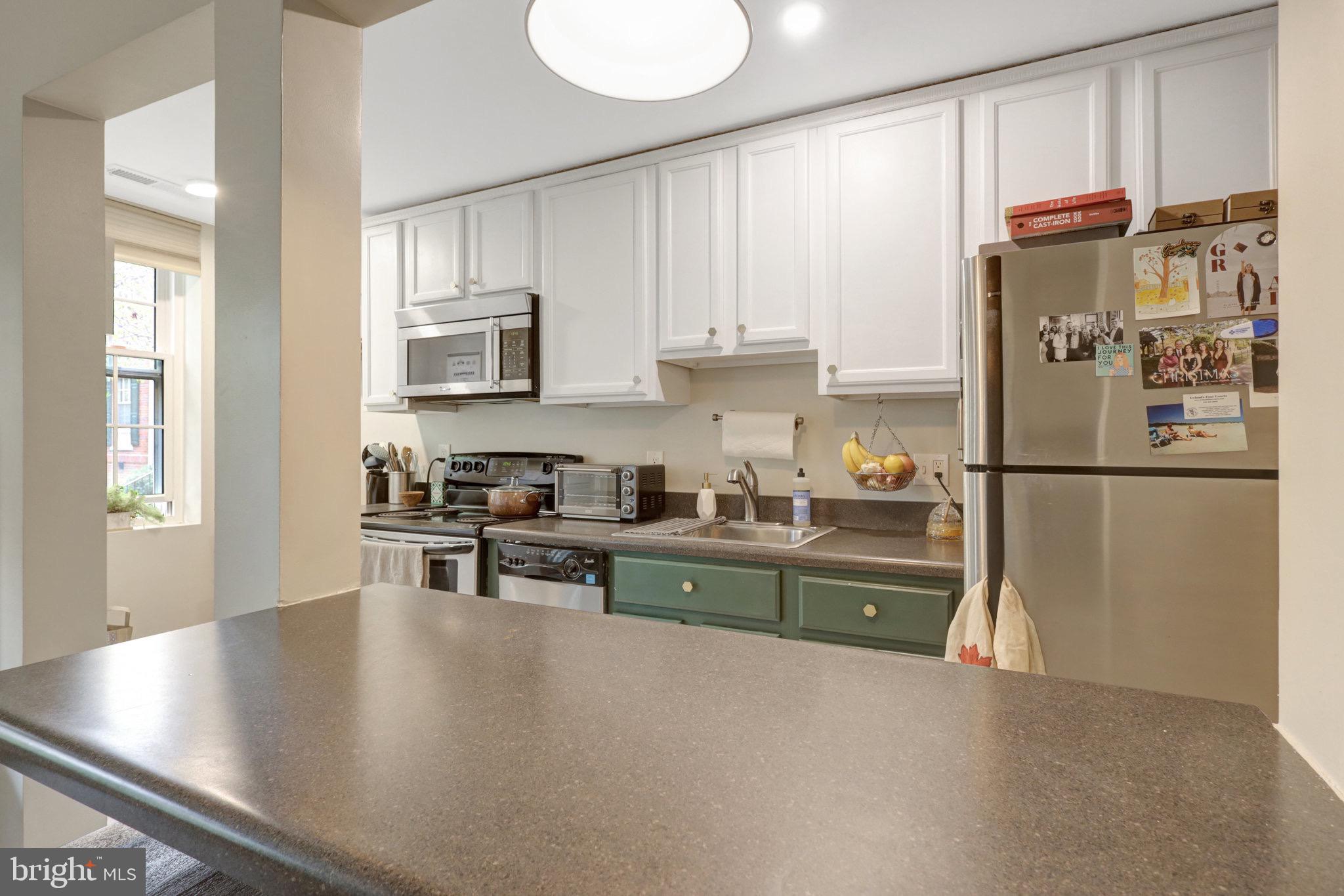 1811 KEY BOULEVARD 10523