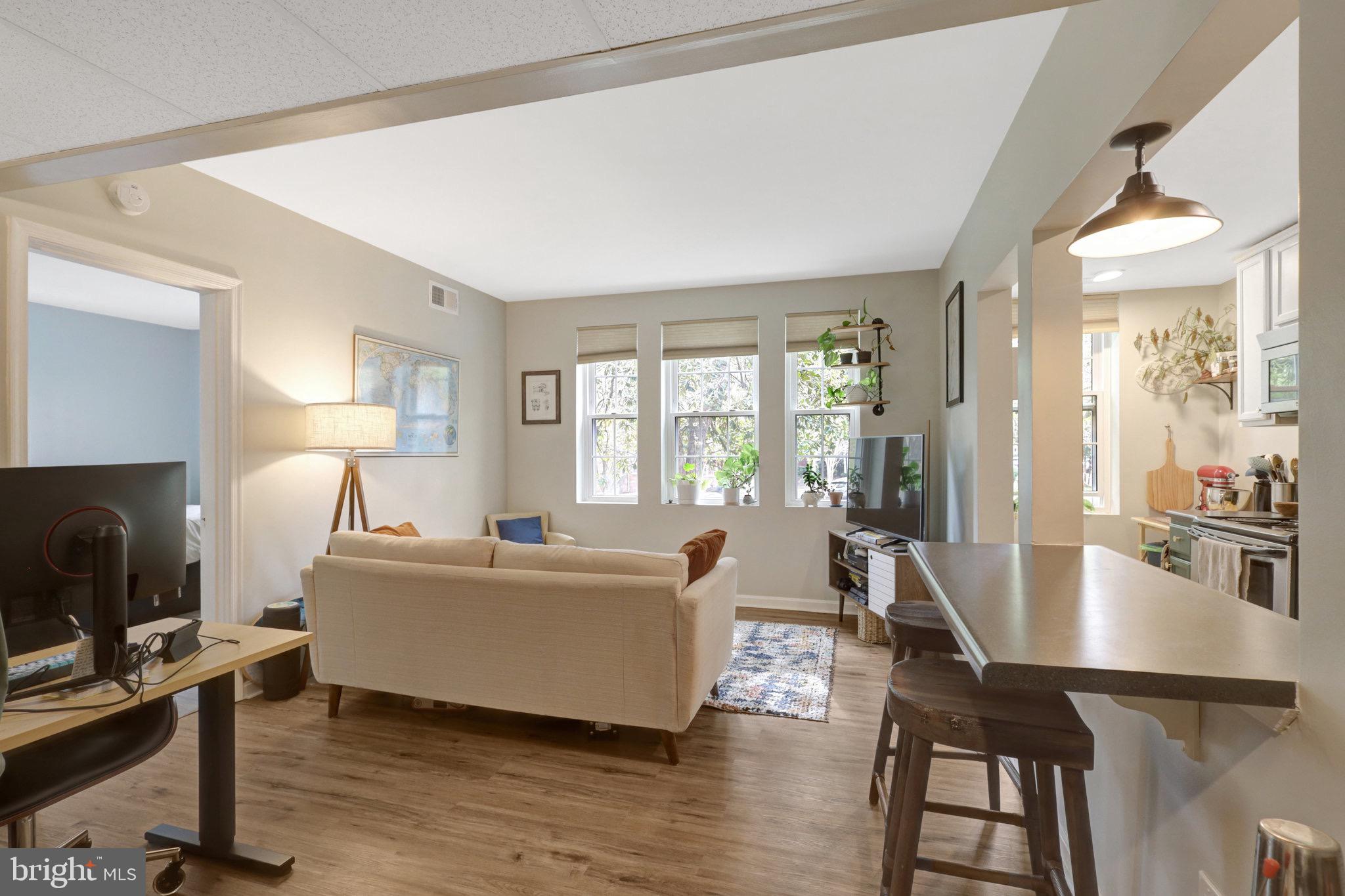 1811 KEY BOULEVARD 10523