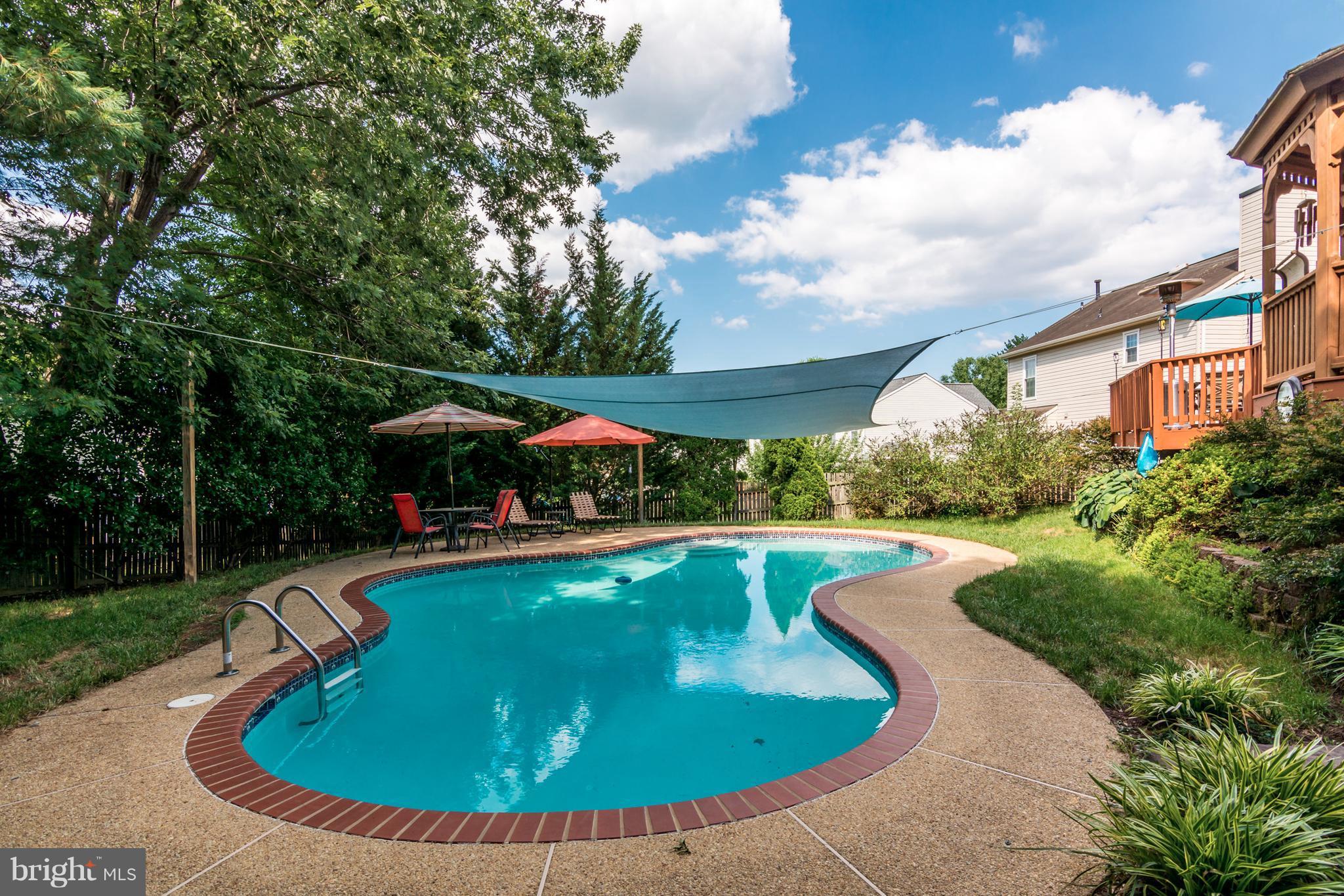 CHAPMAN FARM AT CROFTON - Residential