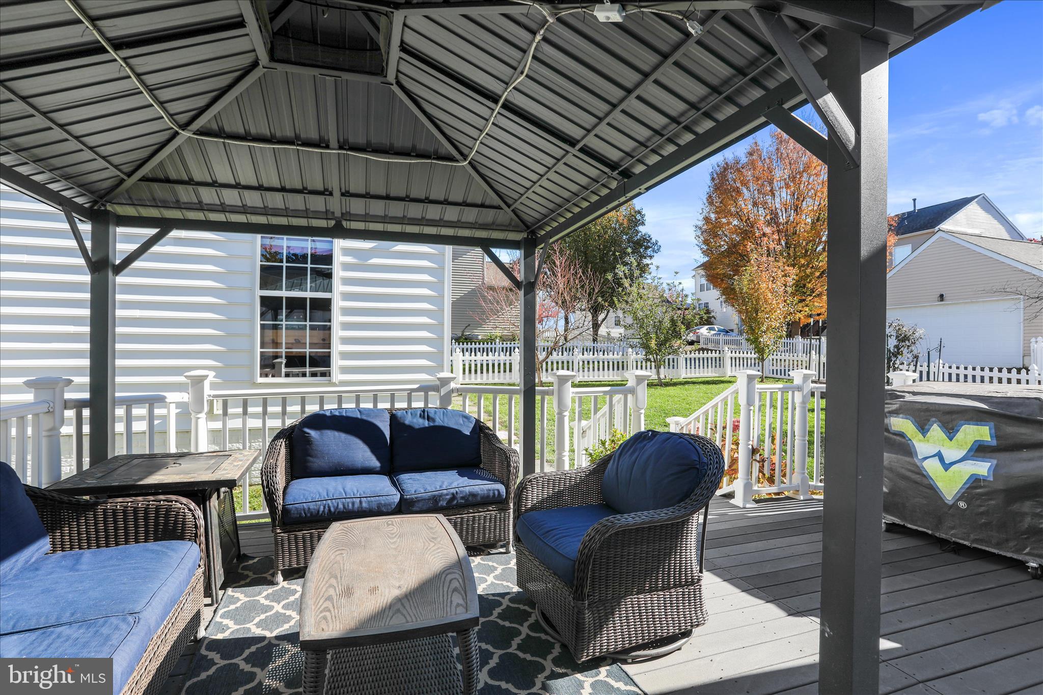 HUNTFIELD - Residential