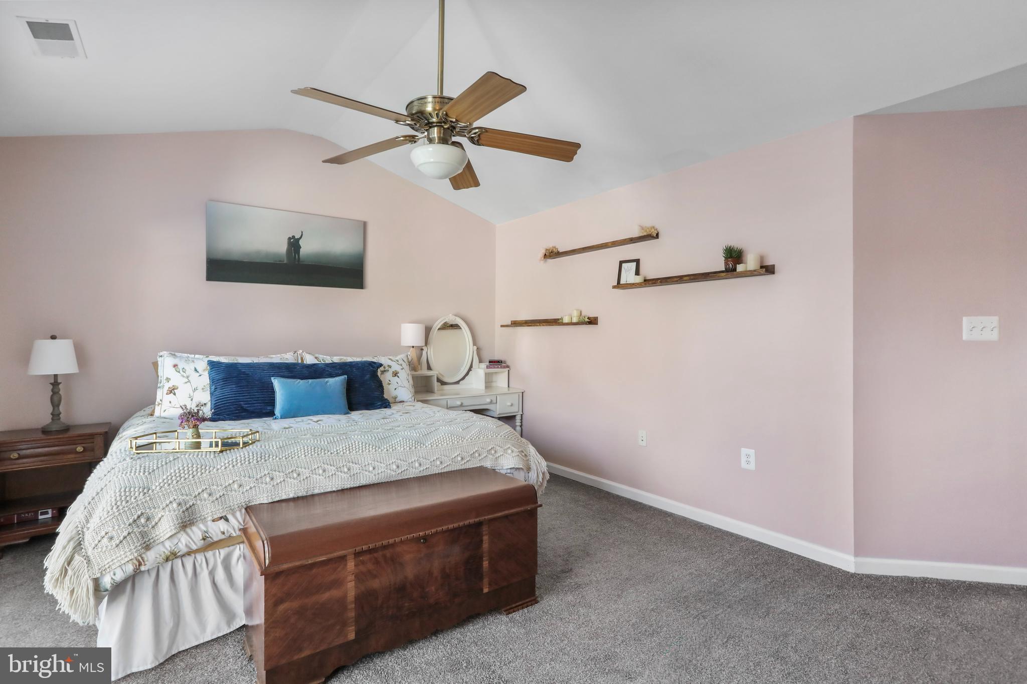 HUNTFIELD - Residential