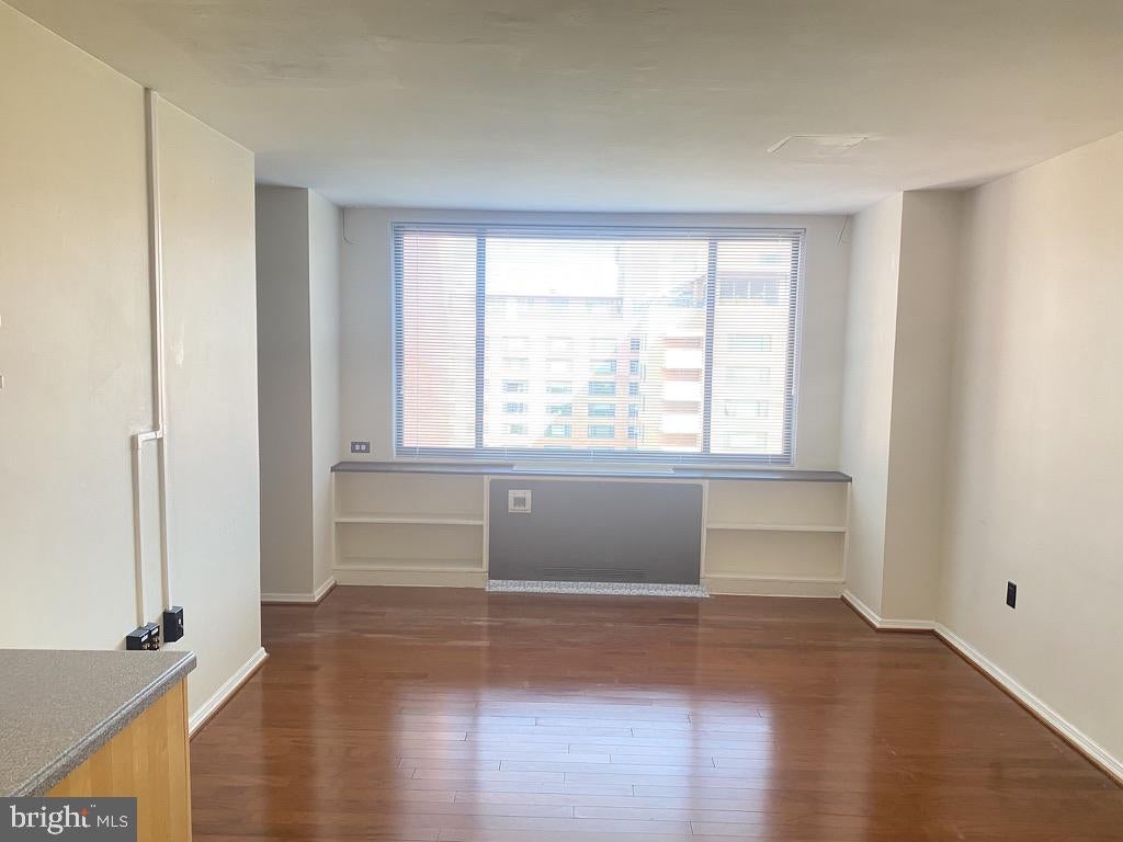1111 ARLINGTON BOULEVARD 932
