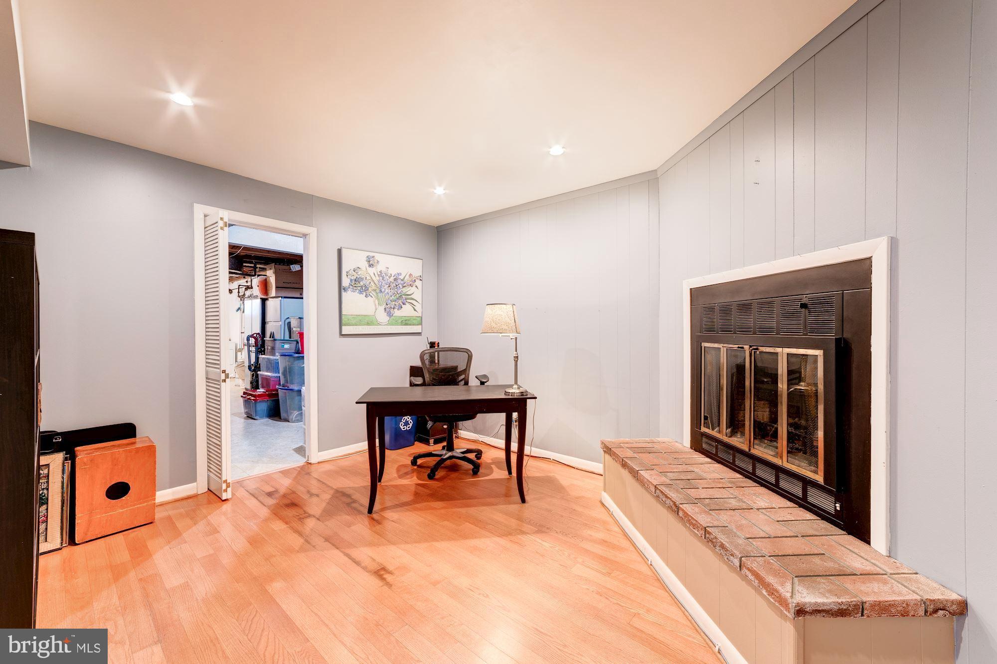 SLEEPY HOLLOW WOODS - Residential