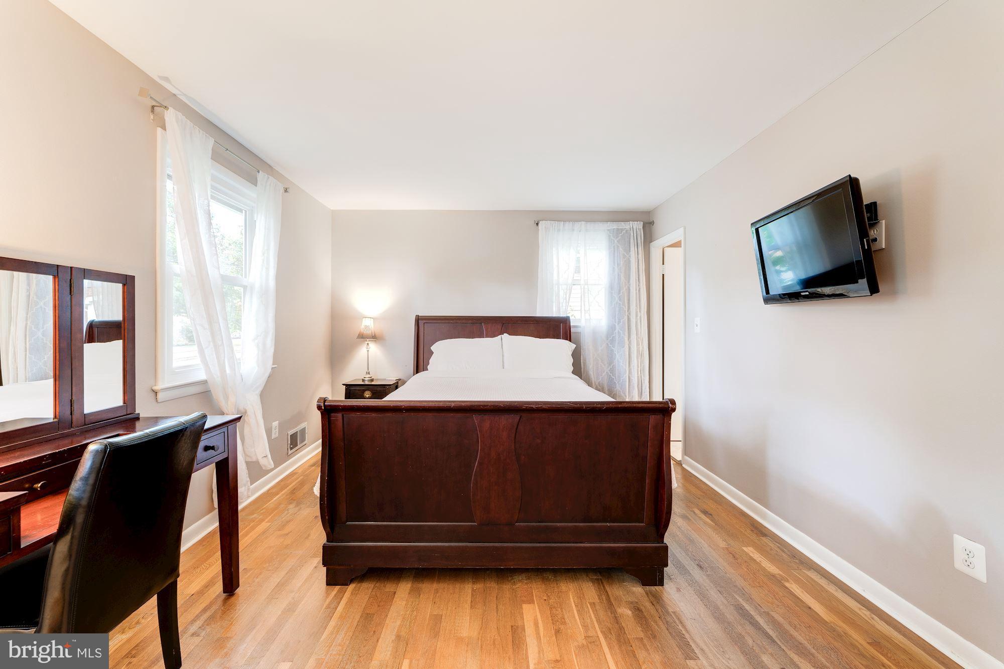 SLEEPY HOLLOW WOODS - Residential