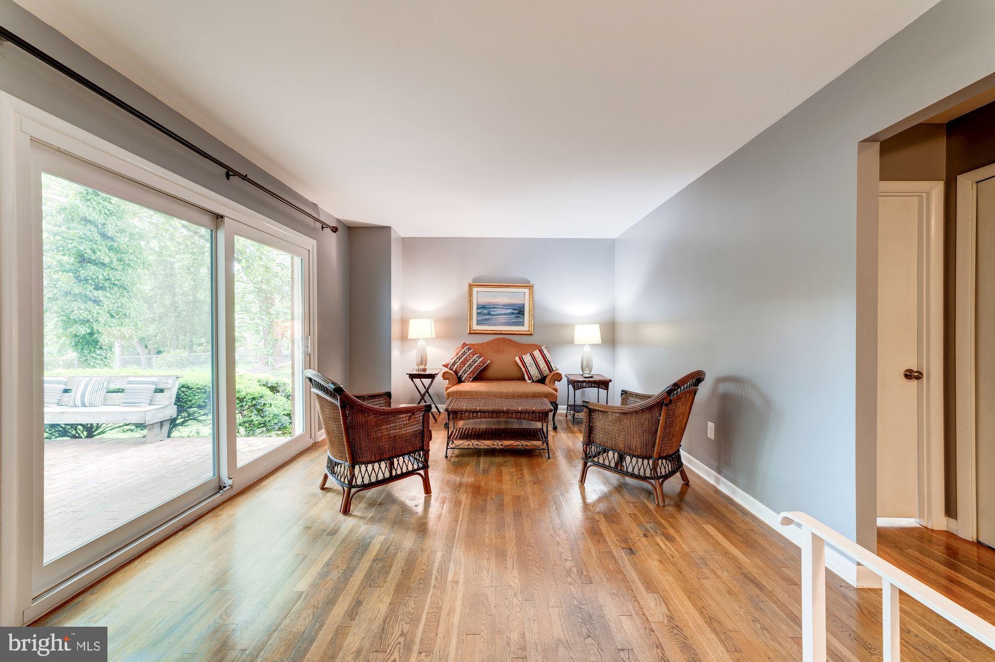 SLEEPY HOLLOW WOODS - Residential