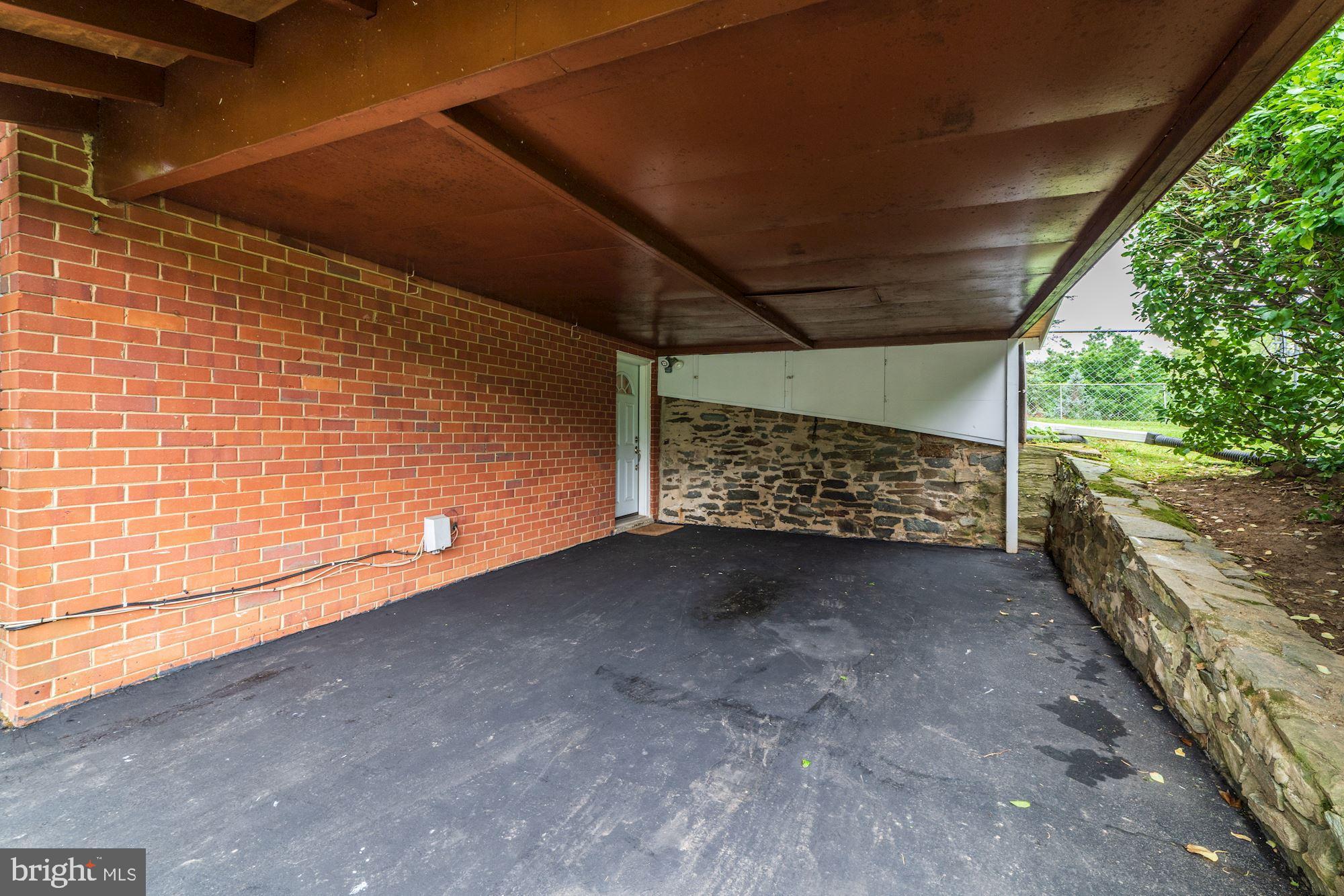 SLEEPY HOLLOW WOODS - Residential