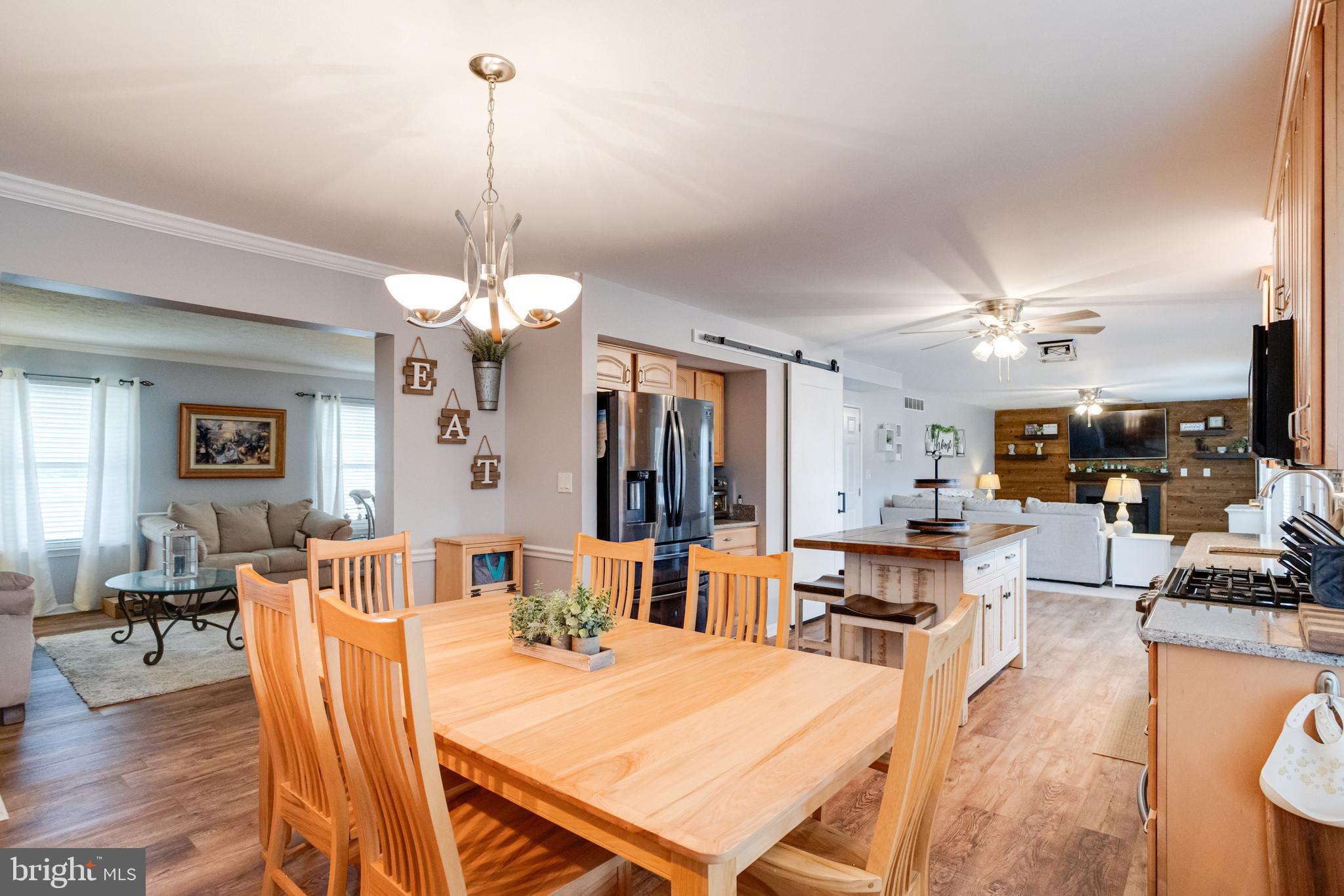 BEACHWOOD ESTATES - Residential