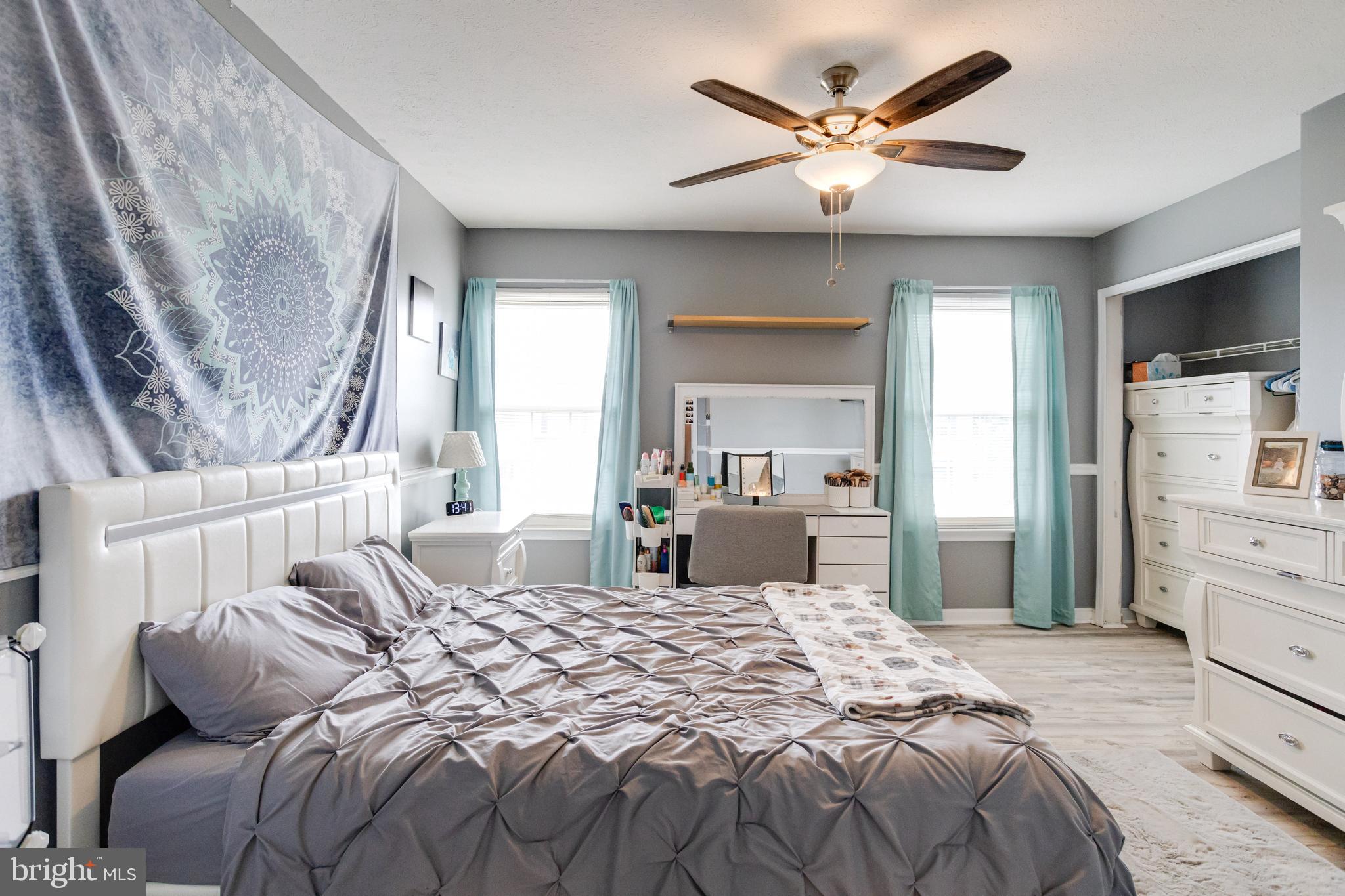 BEACHWOOD ESTATES - Residential