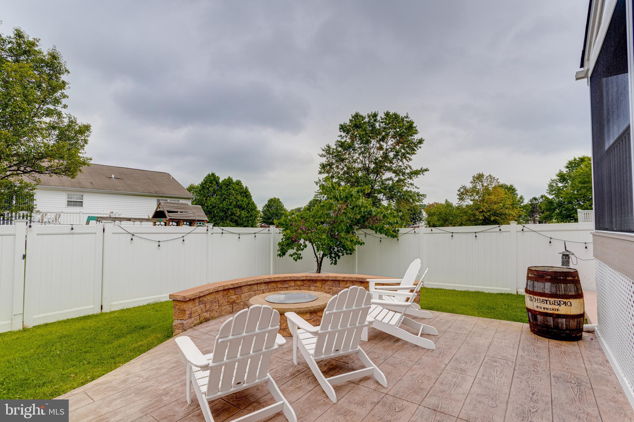 BEACHWOOD ESTATES - Residential