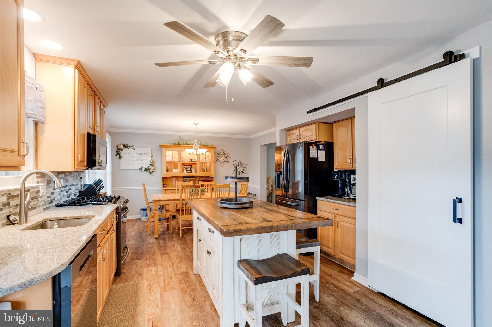 BEACHWOOD ESTATES - Residential