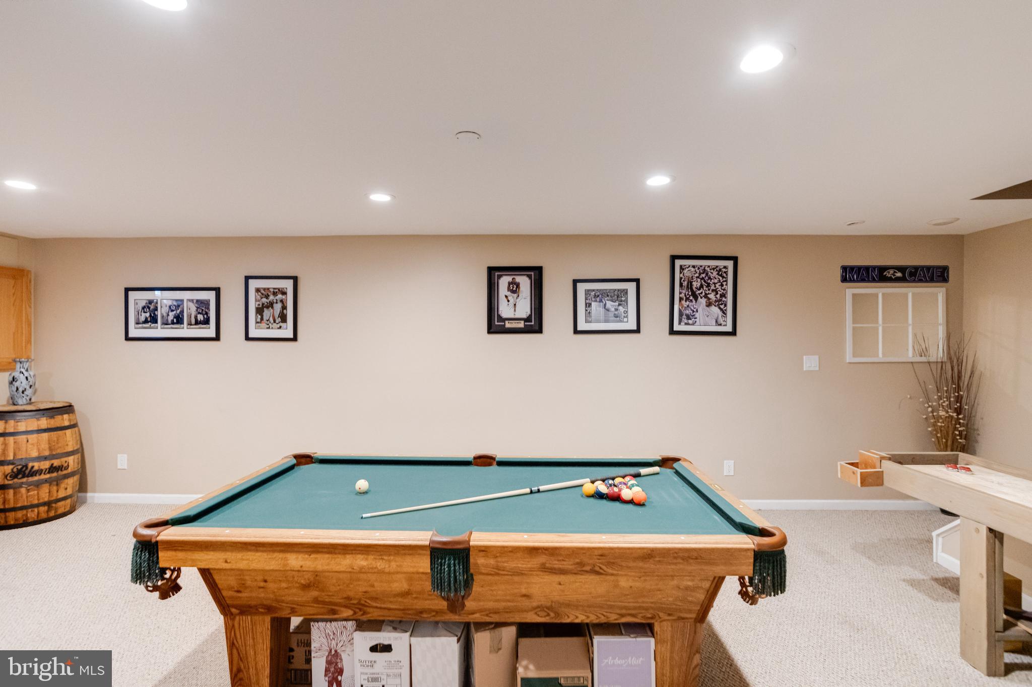 BEACHWOOD ESTATES - Residential